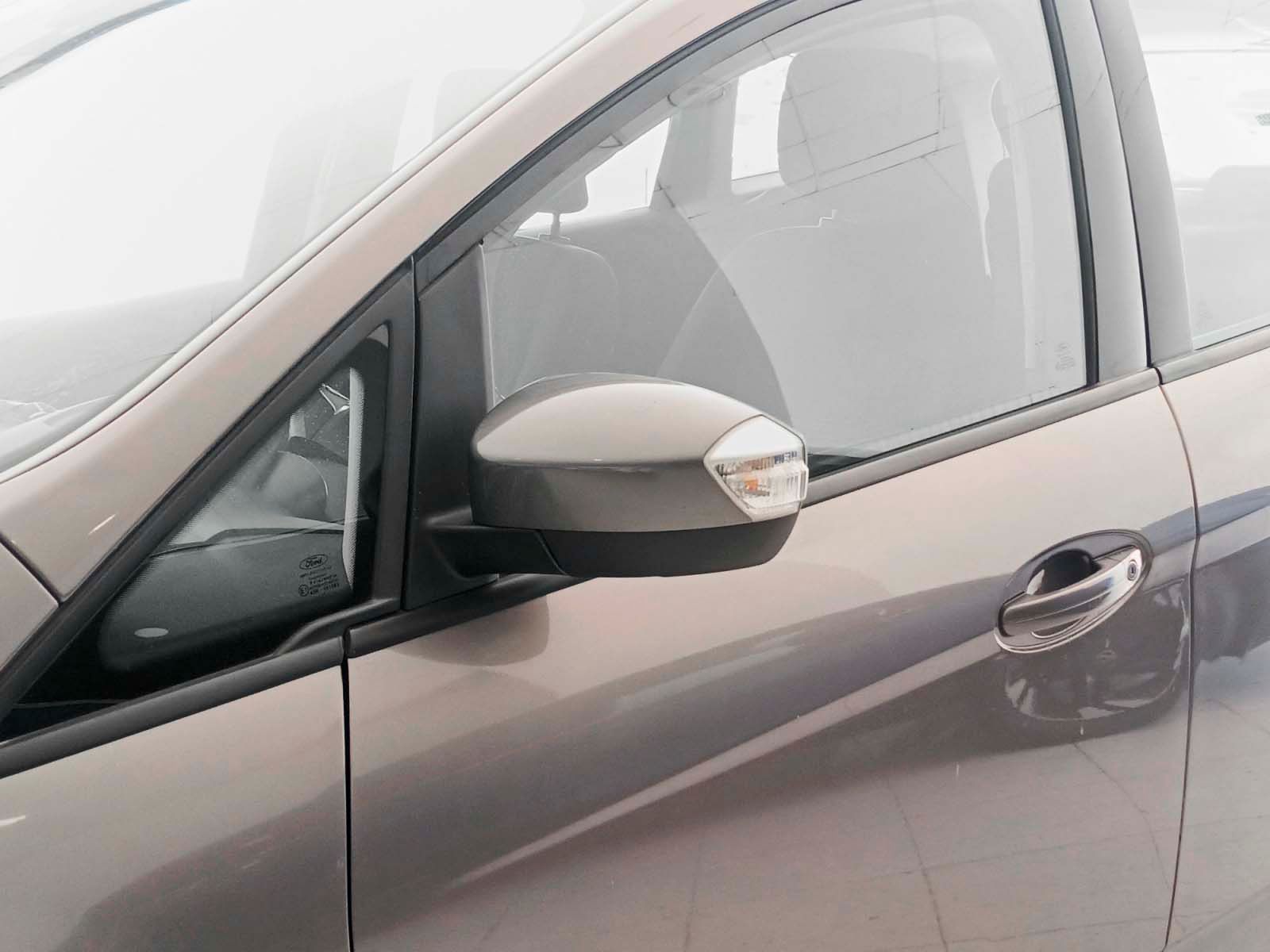 Ford C-Max 1.0 EcoBoost Trend - foto 23