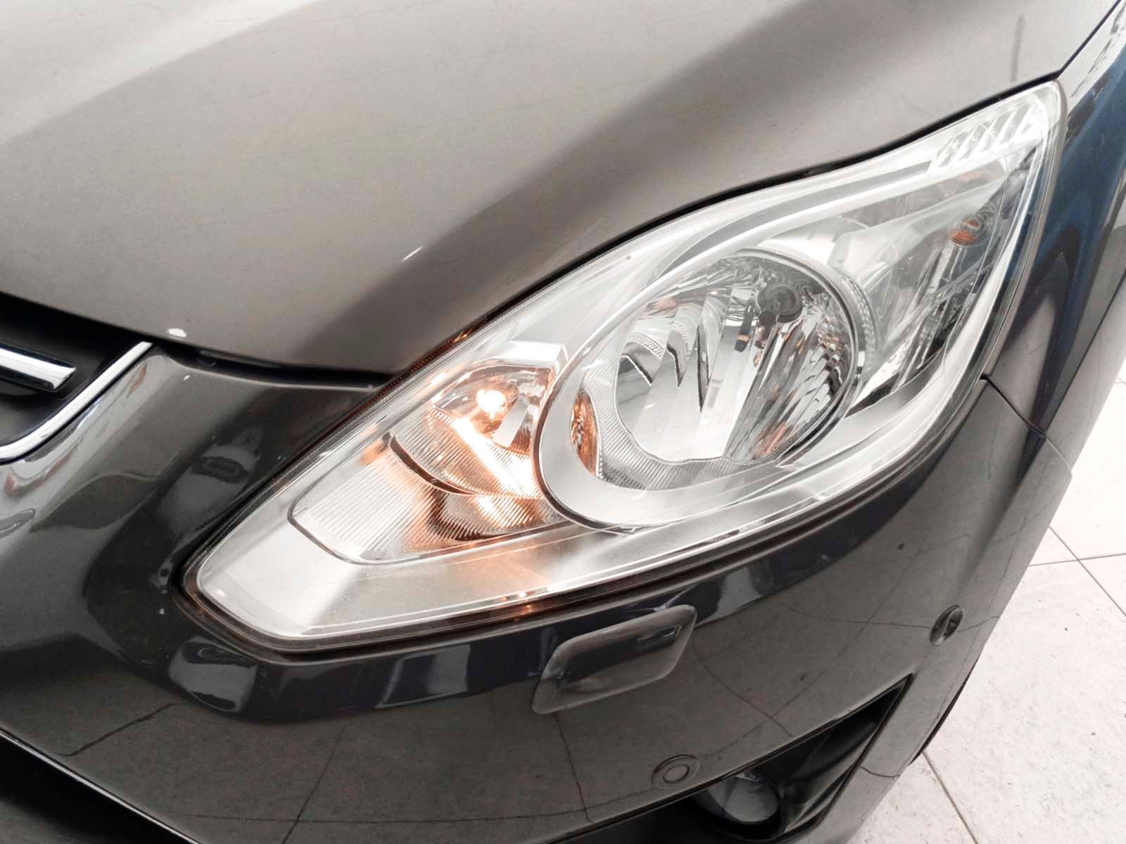 Ford C-Max 1.0 EcoBoost Trend - foto 24