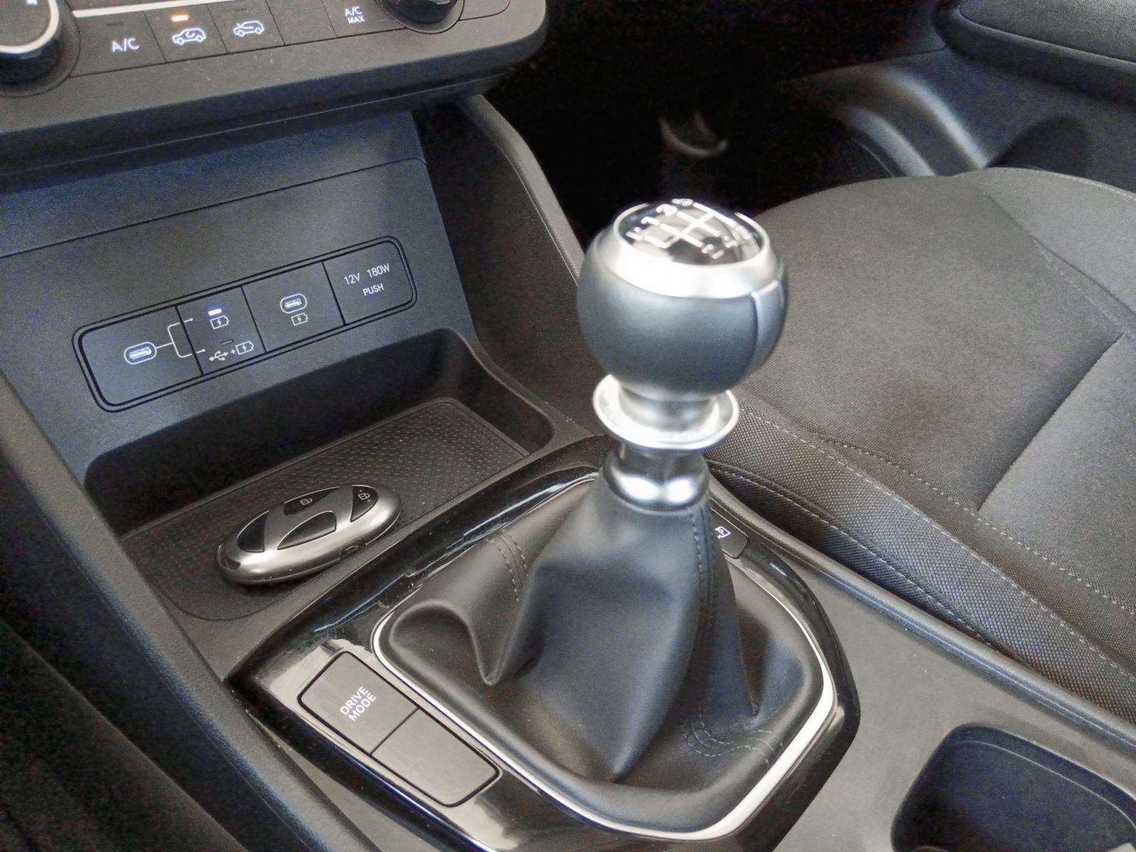 Hyundai Tucson 1.6T Klass - foto 14