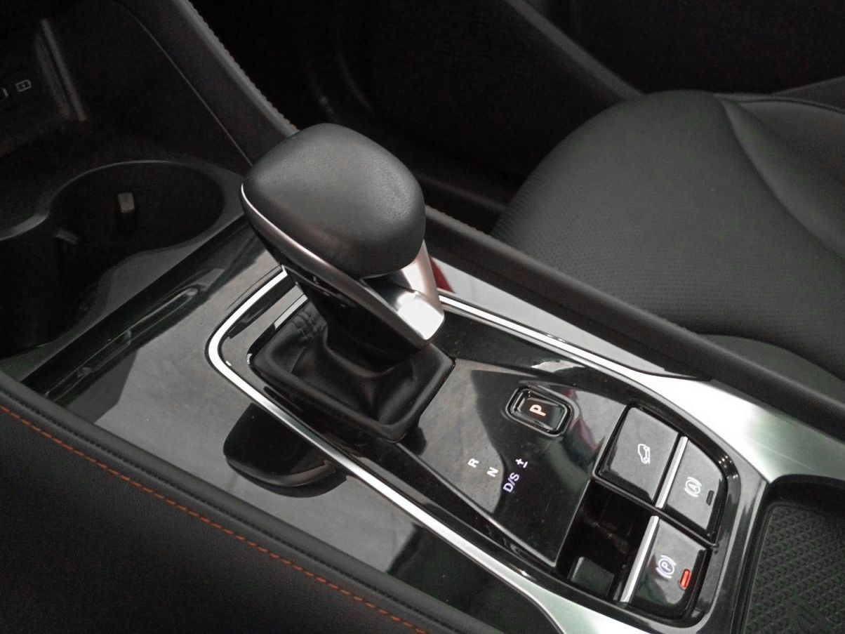 MG HS 1.5 T-GDi Luxury DCT - foto 15
