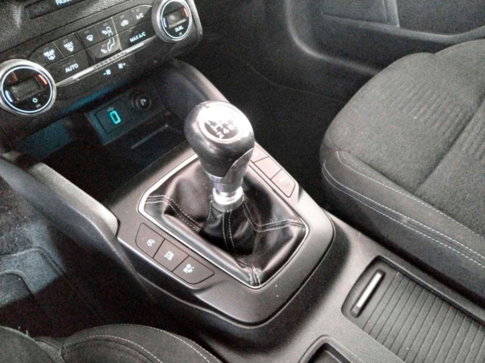 Ford Focus SportBreak 1.0 EcoBoost Active - foto 15