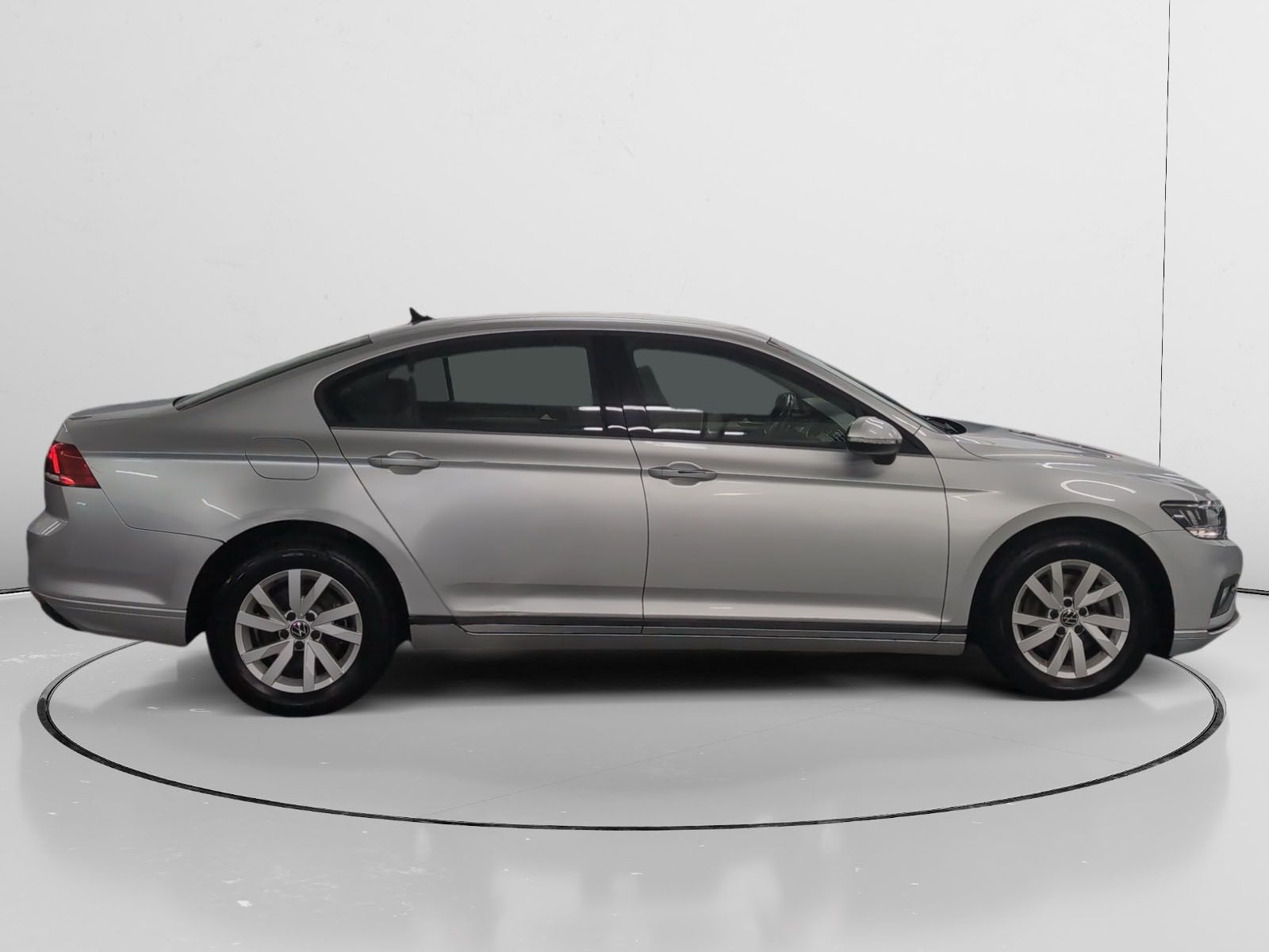 Volkswagen Passat Business 2.0 TDI - foto 2