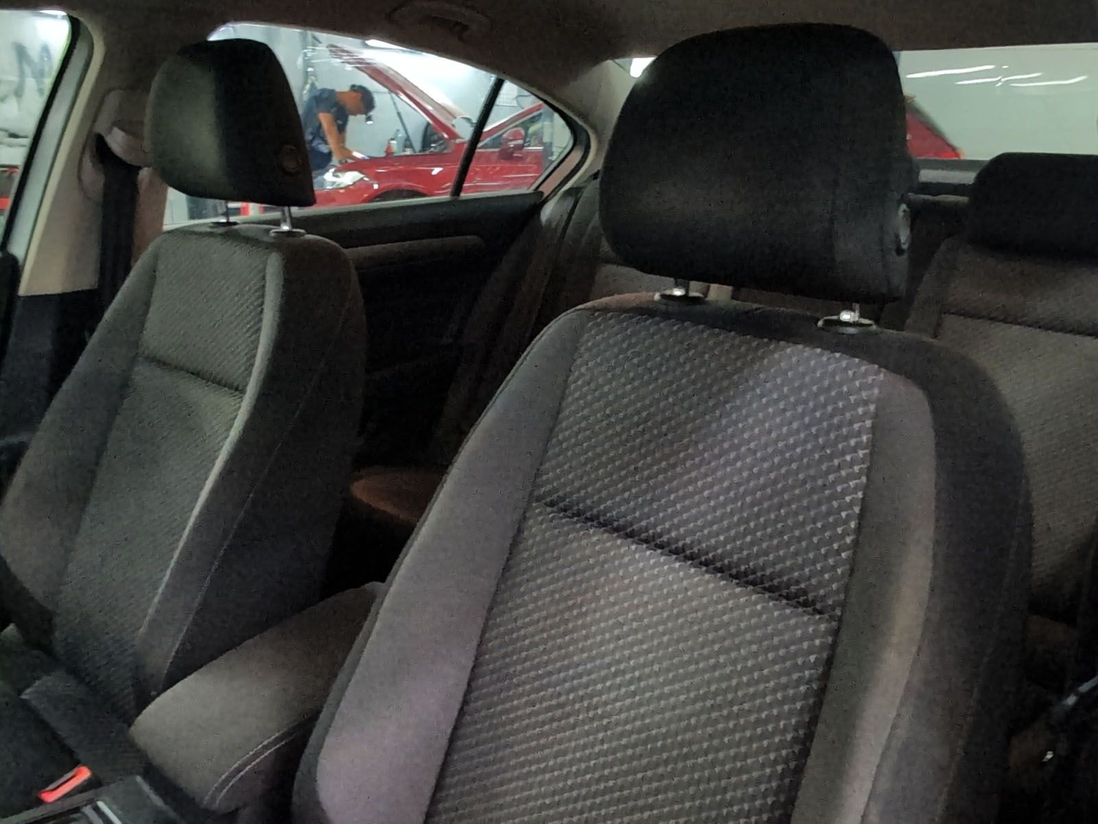 Volkswagen Passat Business 2.0 TDI - foto 21