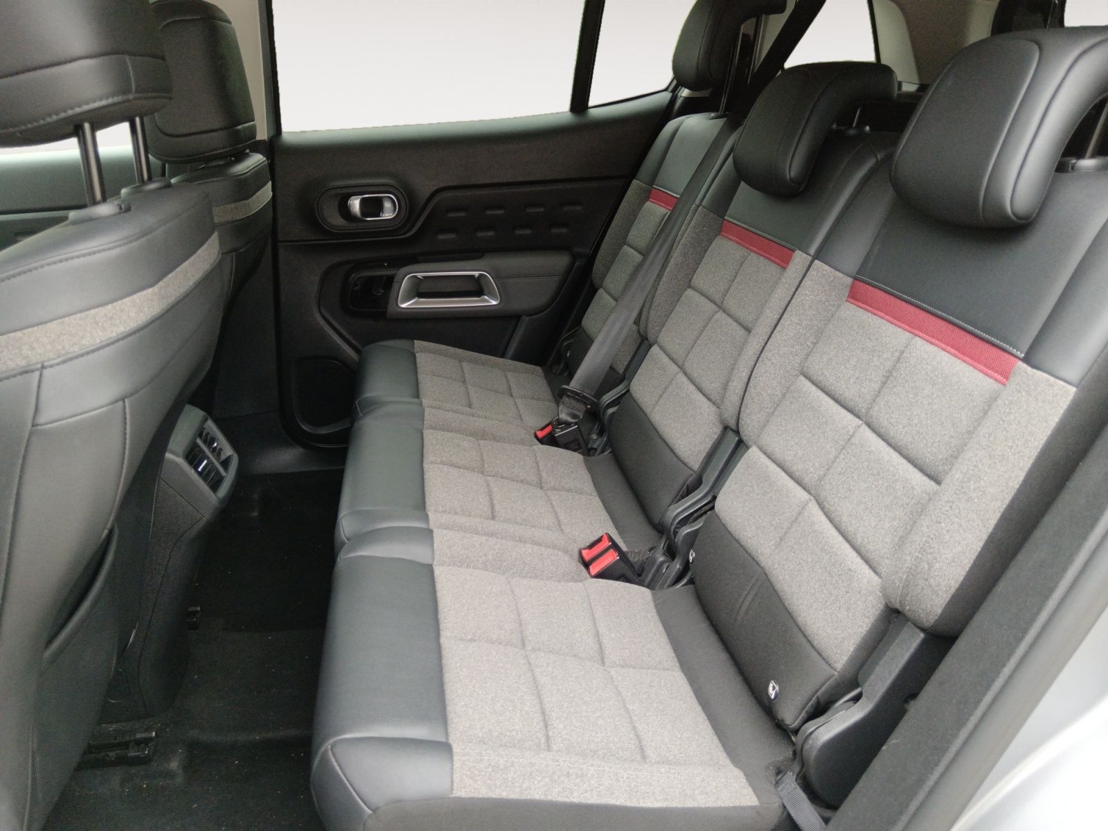 Citroën C5 Aircross BlueHDi 130 C Series EAT8 - foto 12