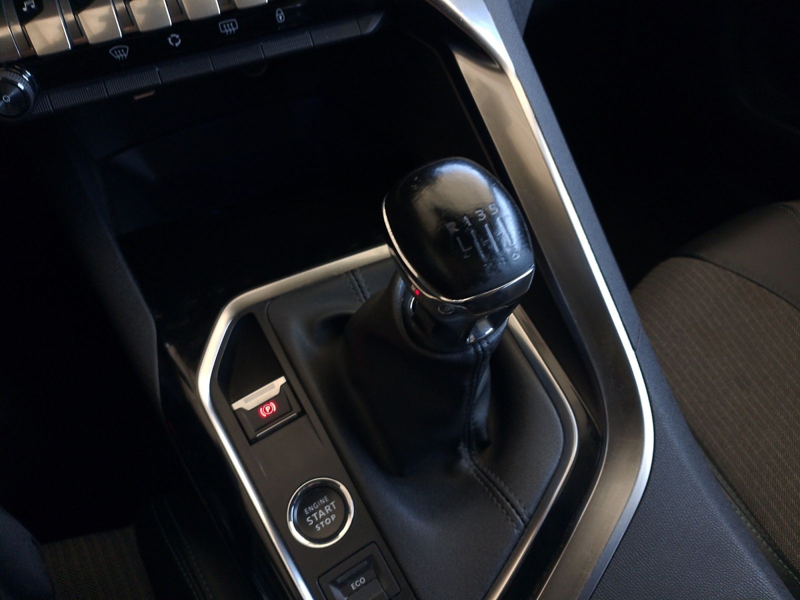 Peugeot 3008 PureTech 130 Allure Pack - foto 14