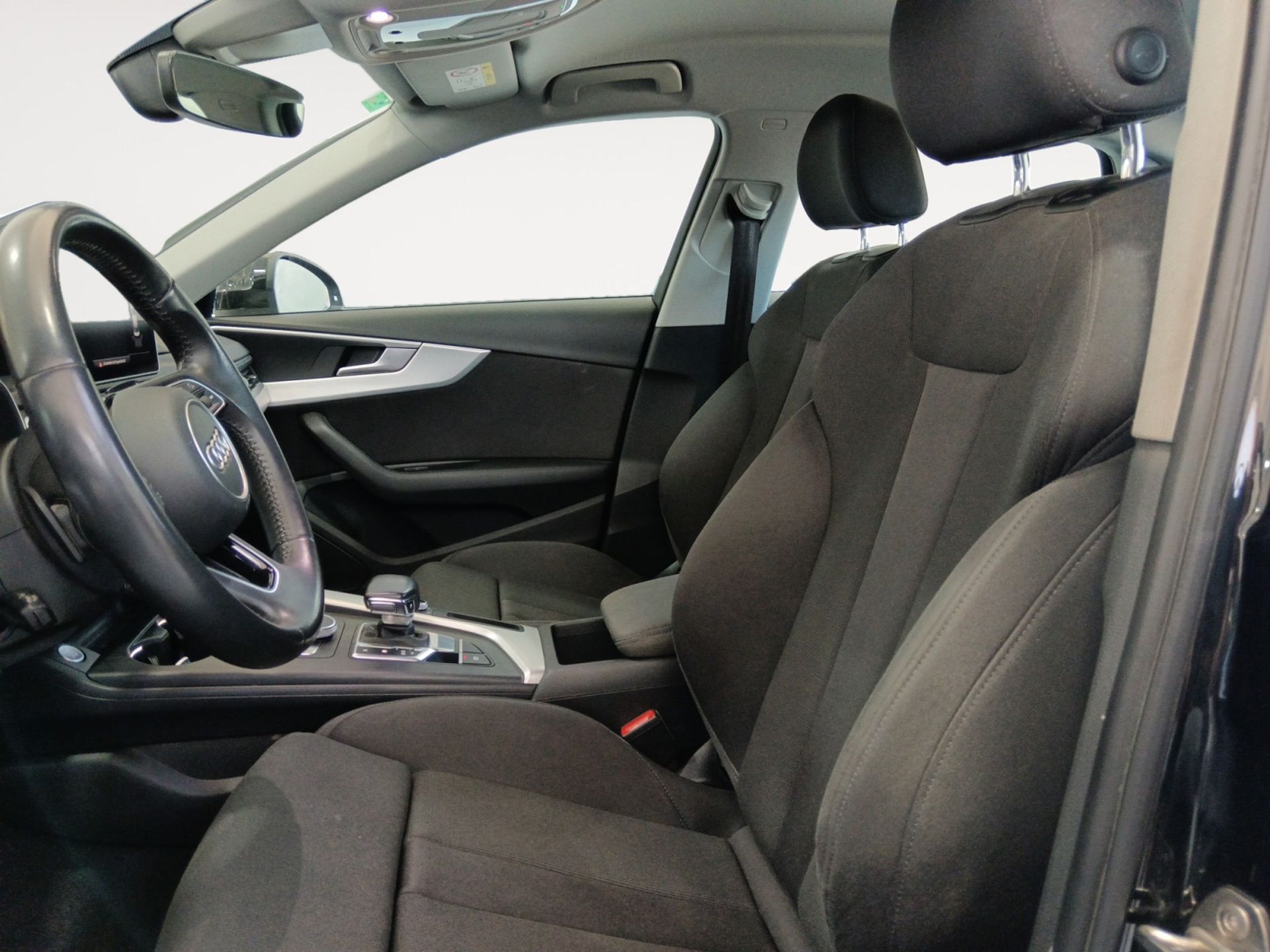 Audi A4 S line 35 TDI S tronic - foto 11