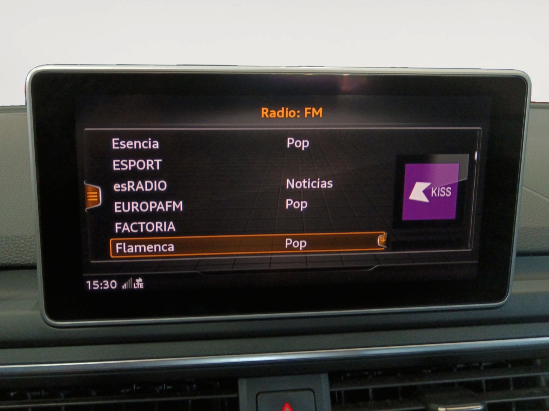Audi A4 S line 35 TDI S tronic - foto 18