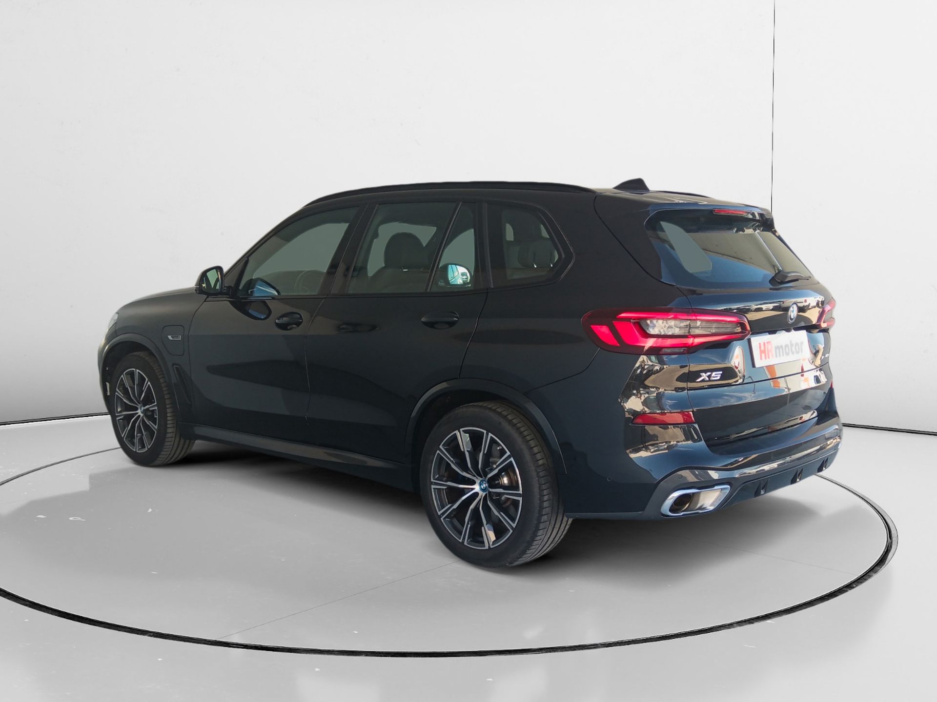 BMW X5 xDrive45e - foto 5