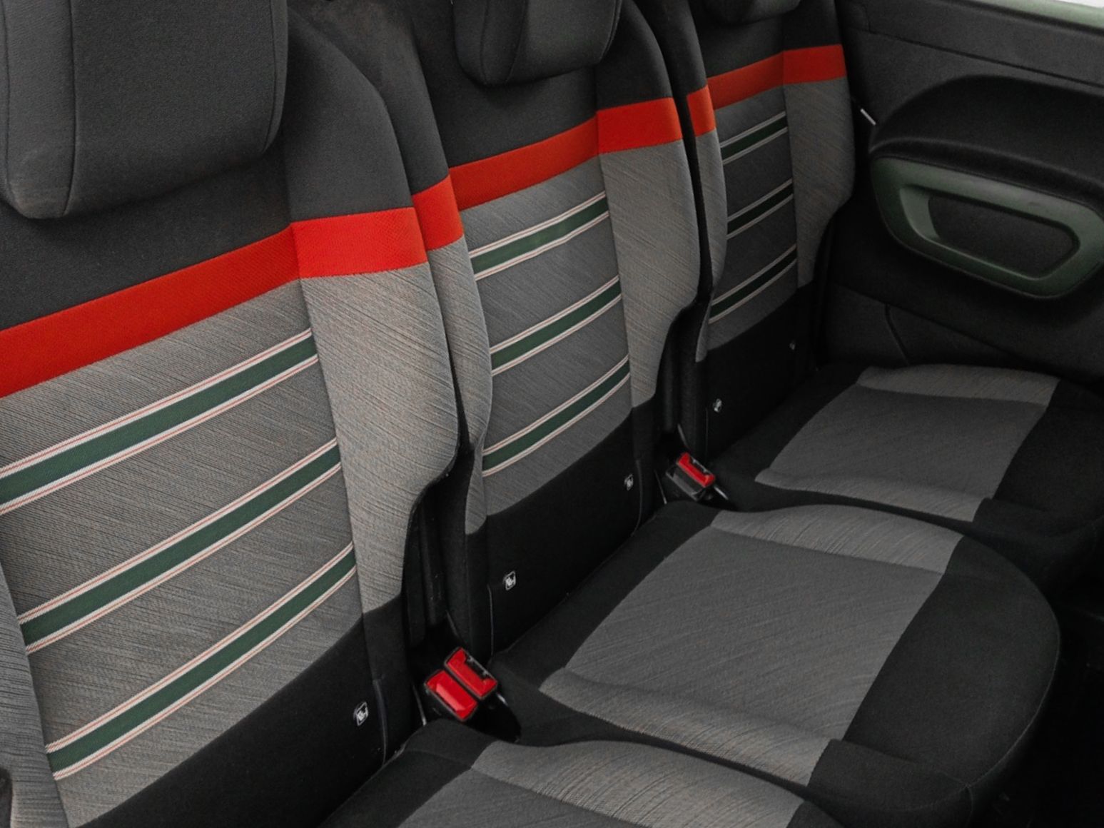 Citroën Berlingo Combi BlueHDi 100 Talla M Shine Business - foto 12