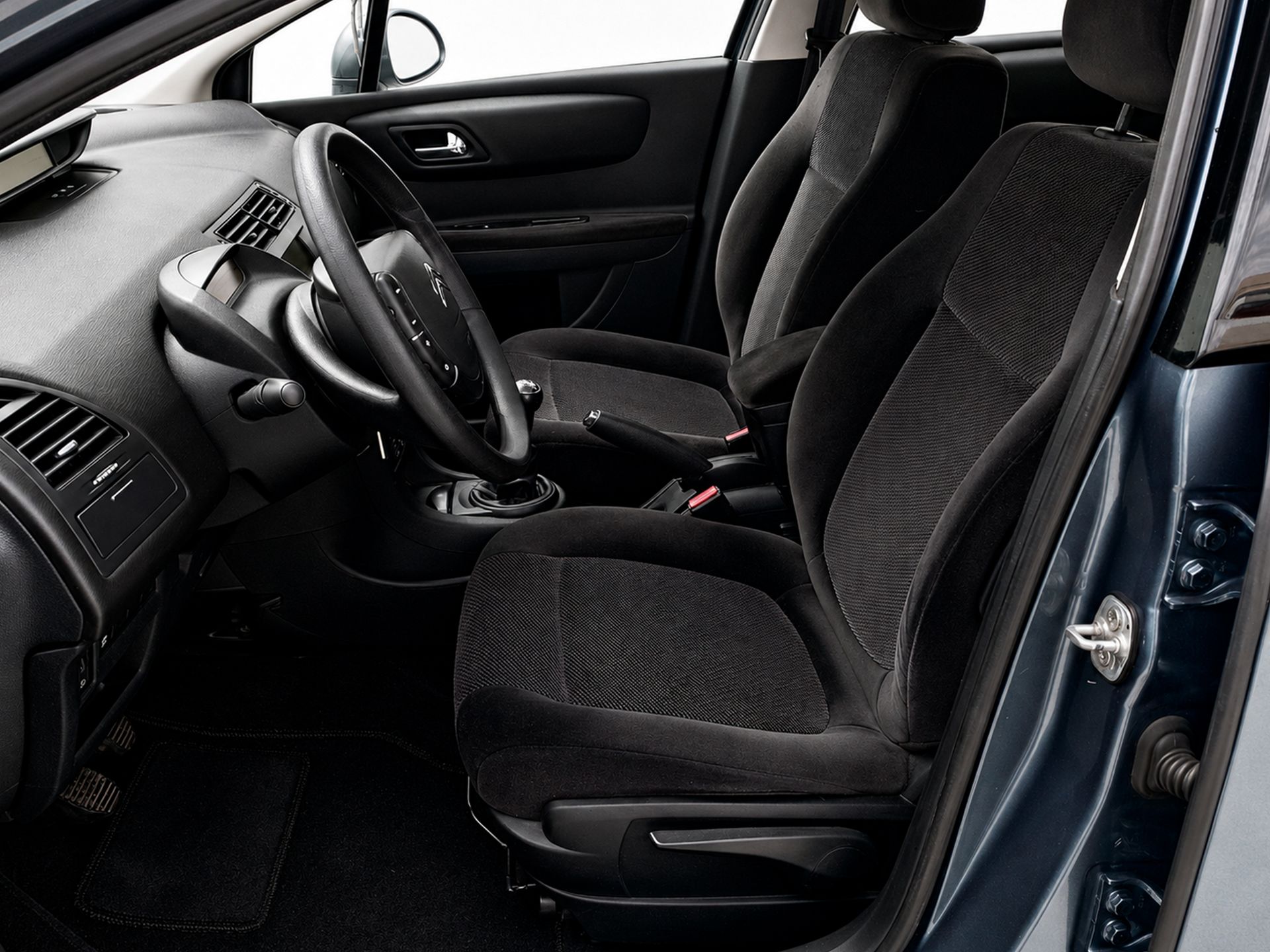 Citroën C4 1.6 HDi Collection - foto 8