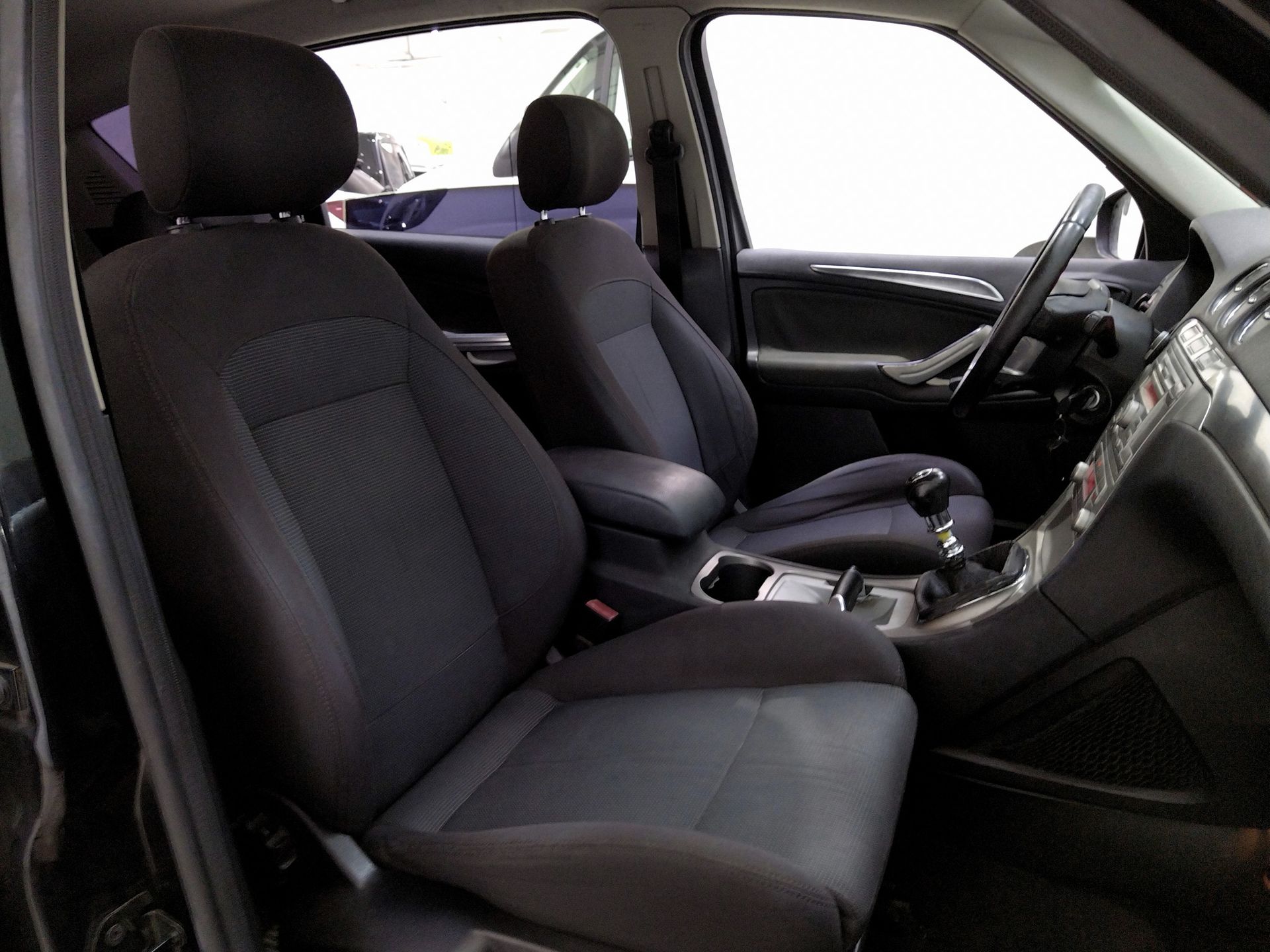 Ford S-Max 2.0 TDCi Titanium - foto 13
