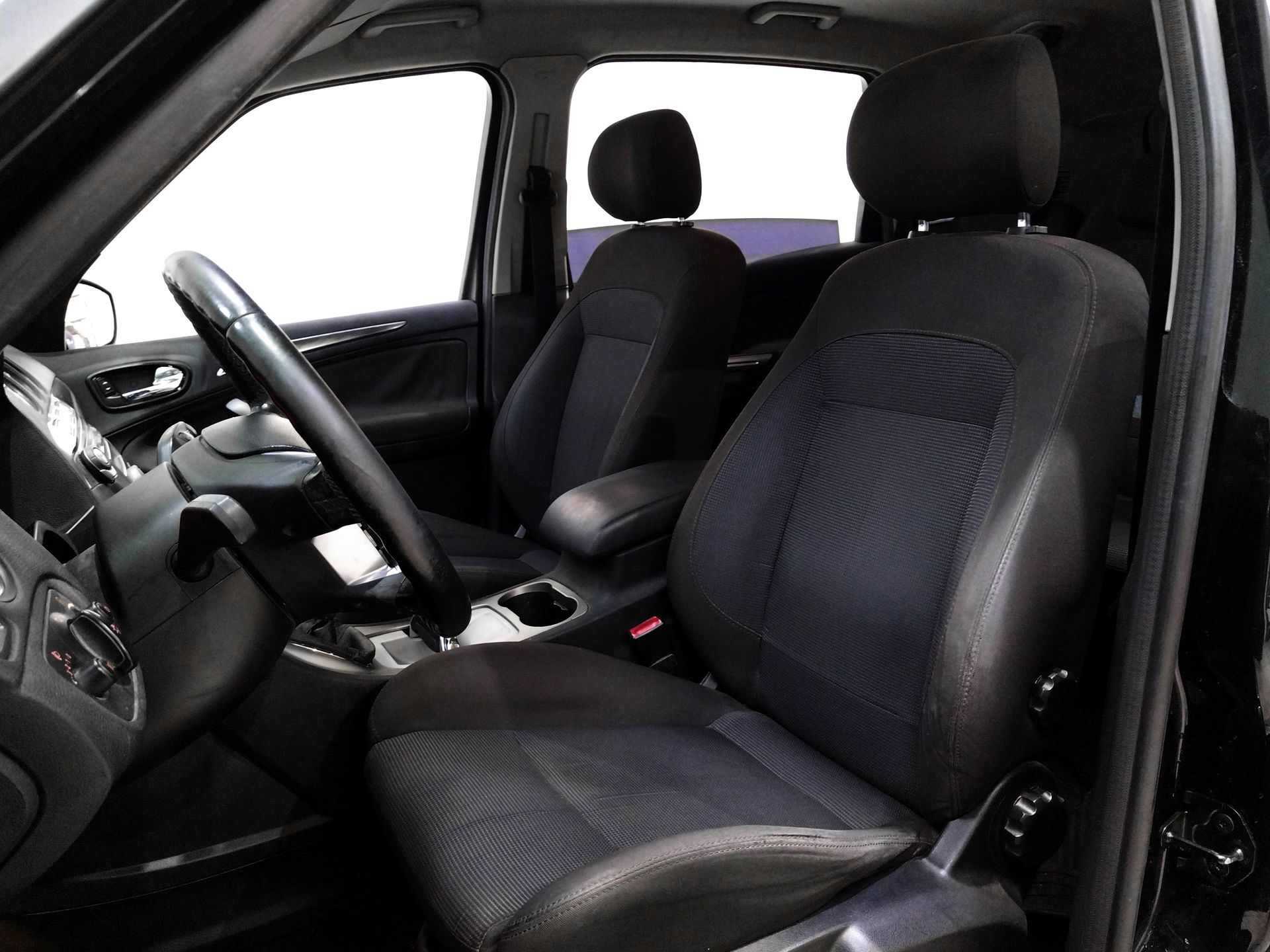 Ford S-Max 2.0 TDCi Titanium - foto 11