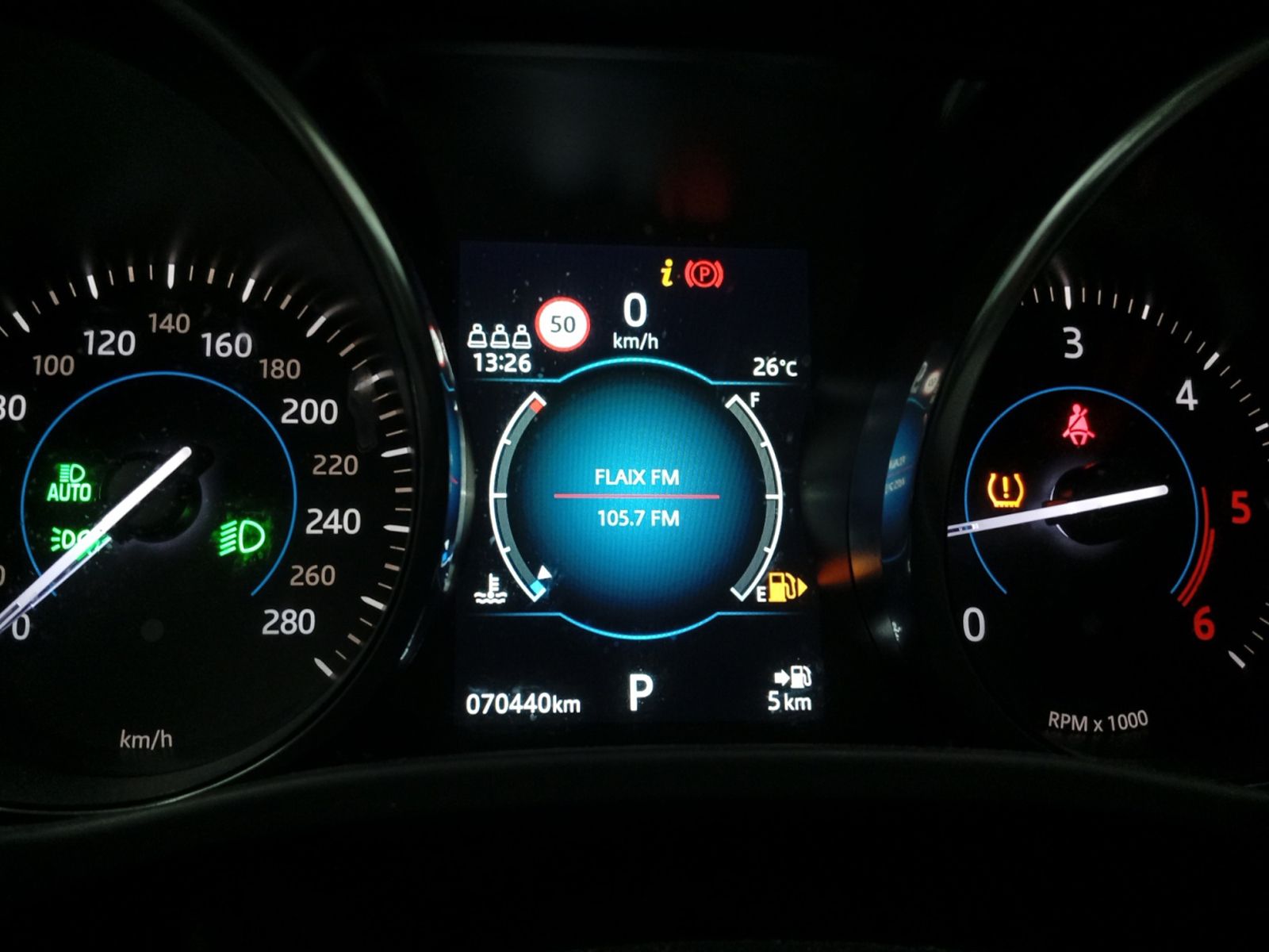 Jaguar F-Pace 2.0L i4D Prestige AWD - foto 15
