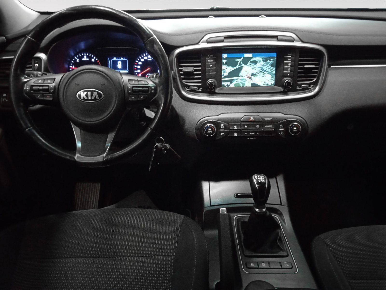 Kia Sorento 2.2 CRDi Drive 4x2 - foto 9