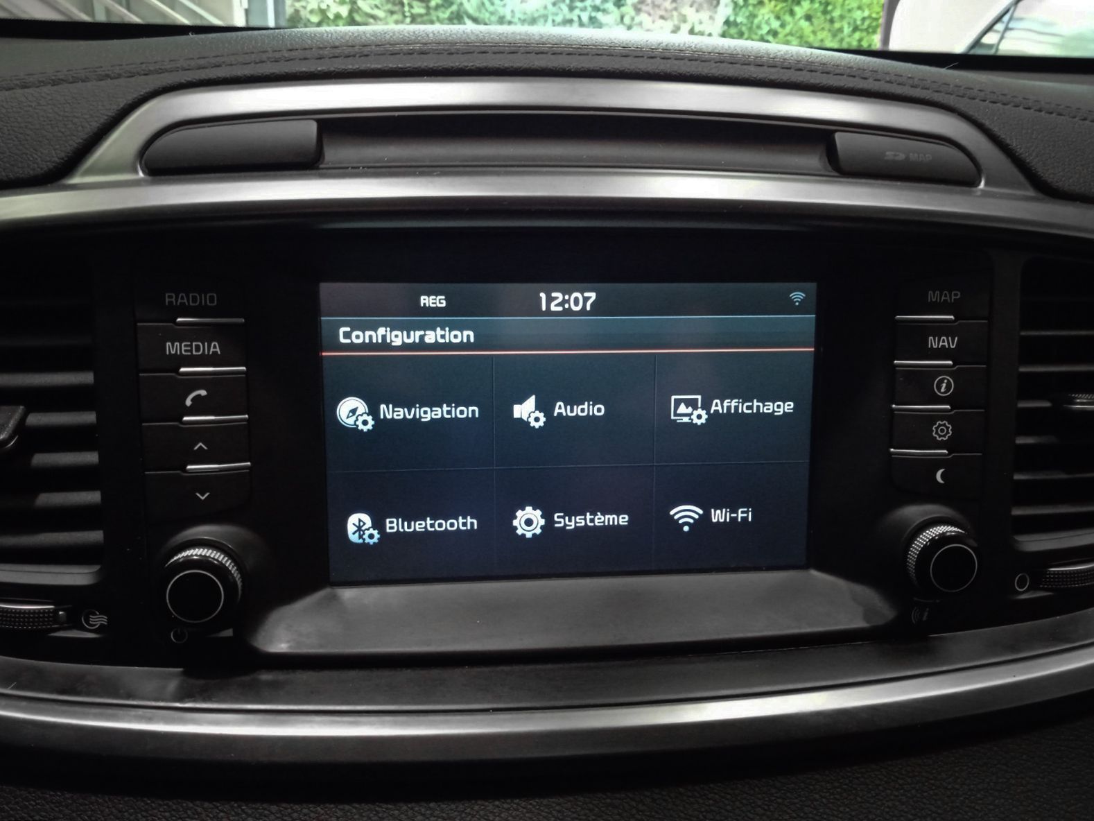 Kia Sorento 2.2 CRDi Drive 4x2 - foto 17