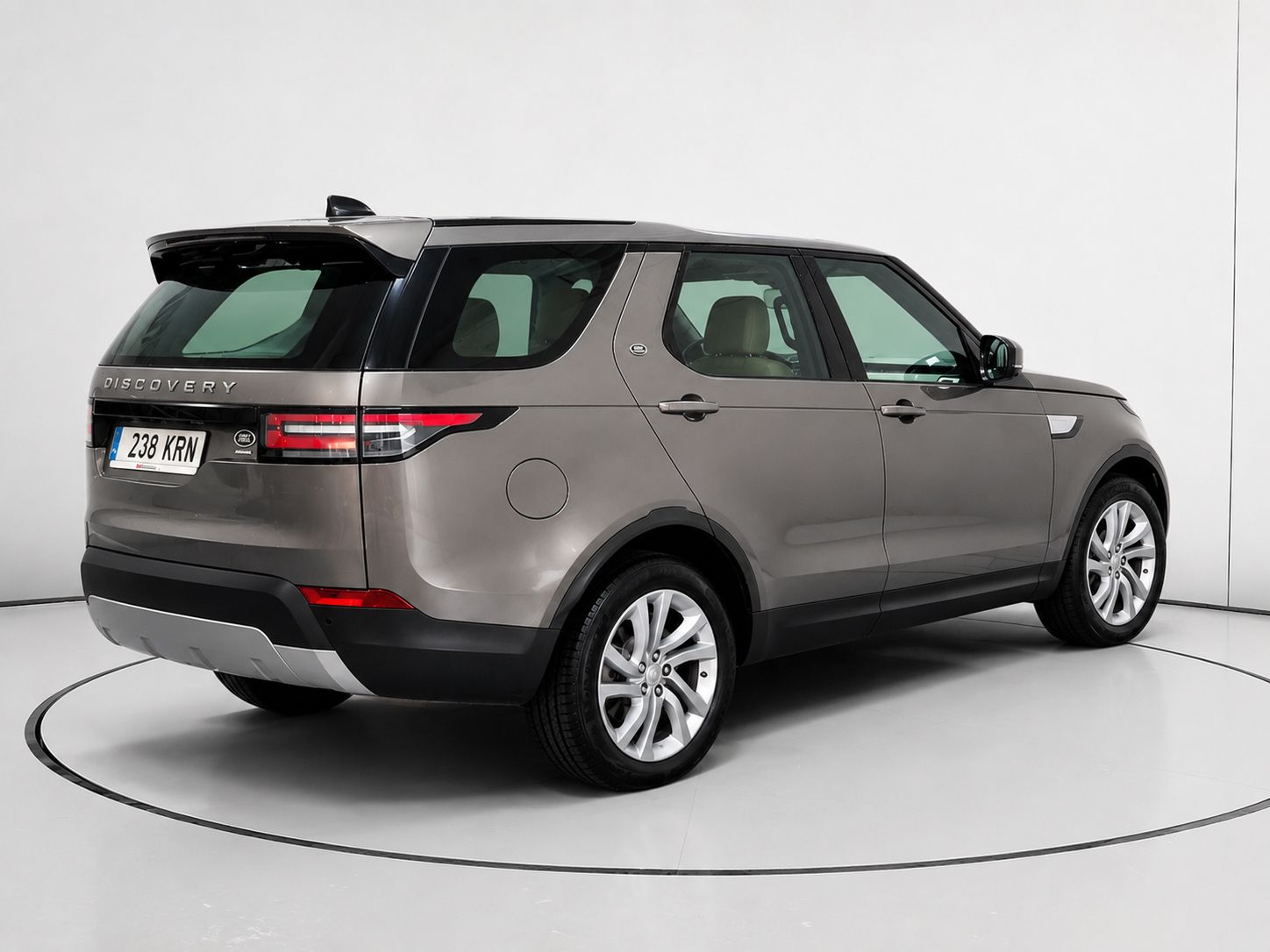 Land Rover Discovery 2.0 I4 SD4 HSE - foto 3