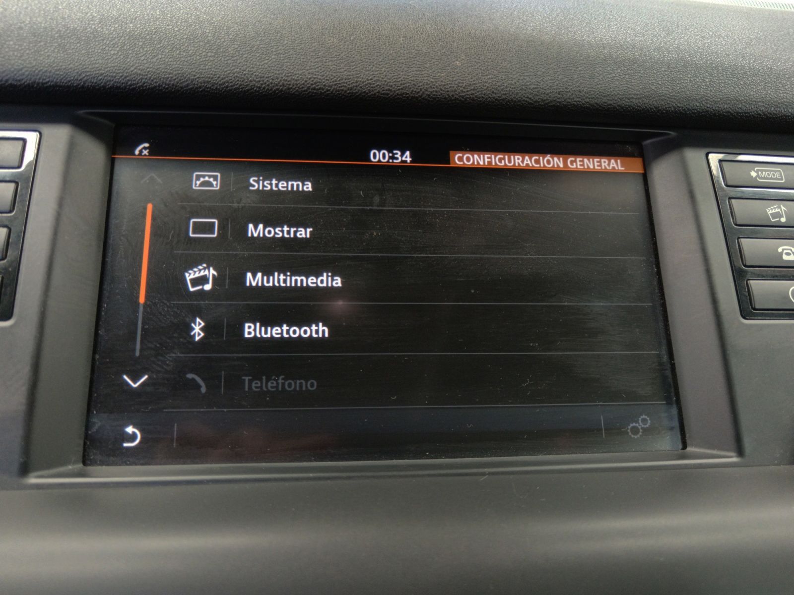 Land Rover Discovery Sport 2.0L TD4 Pure 4x4 - foto 17