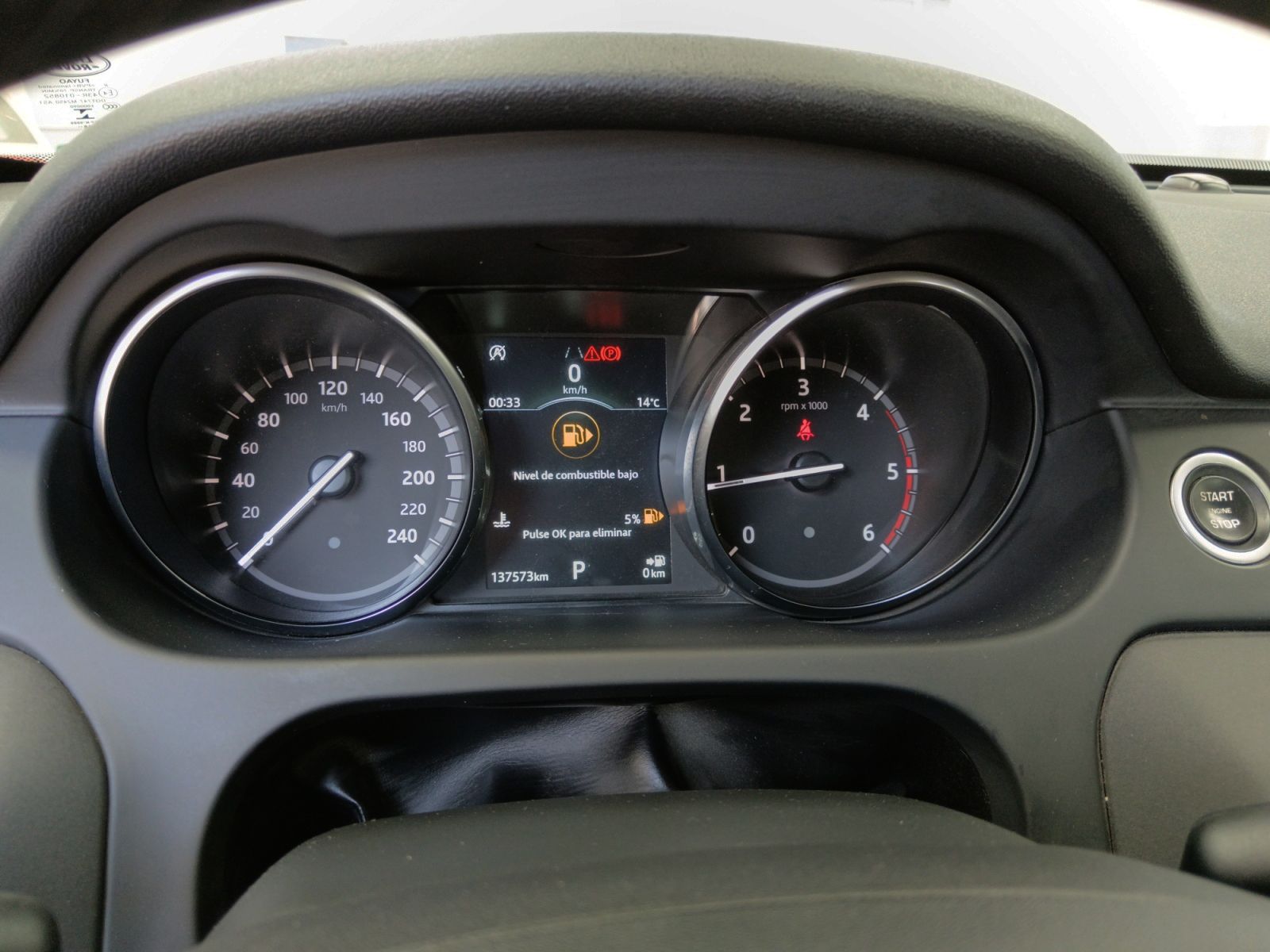 Land Rover Discovery Sport 2.0L TD4 Pure 4x4 - foto 37