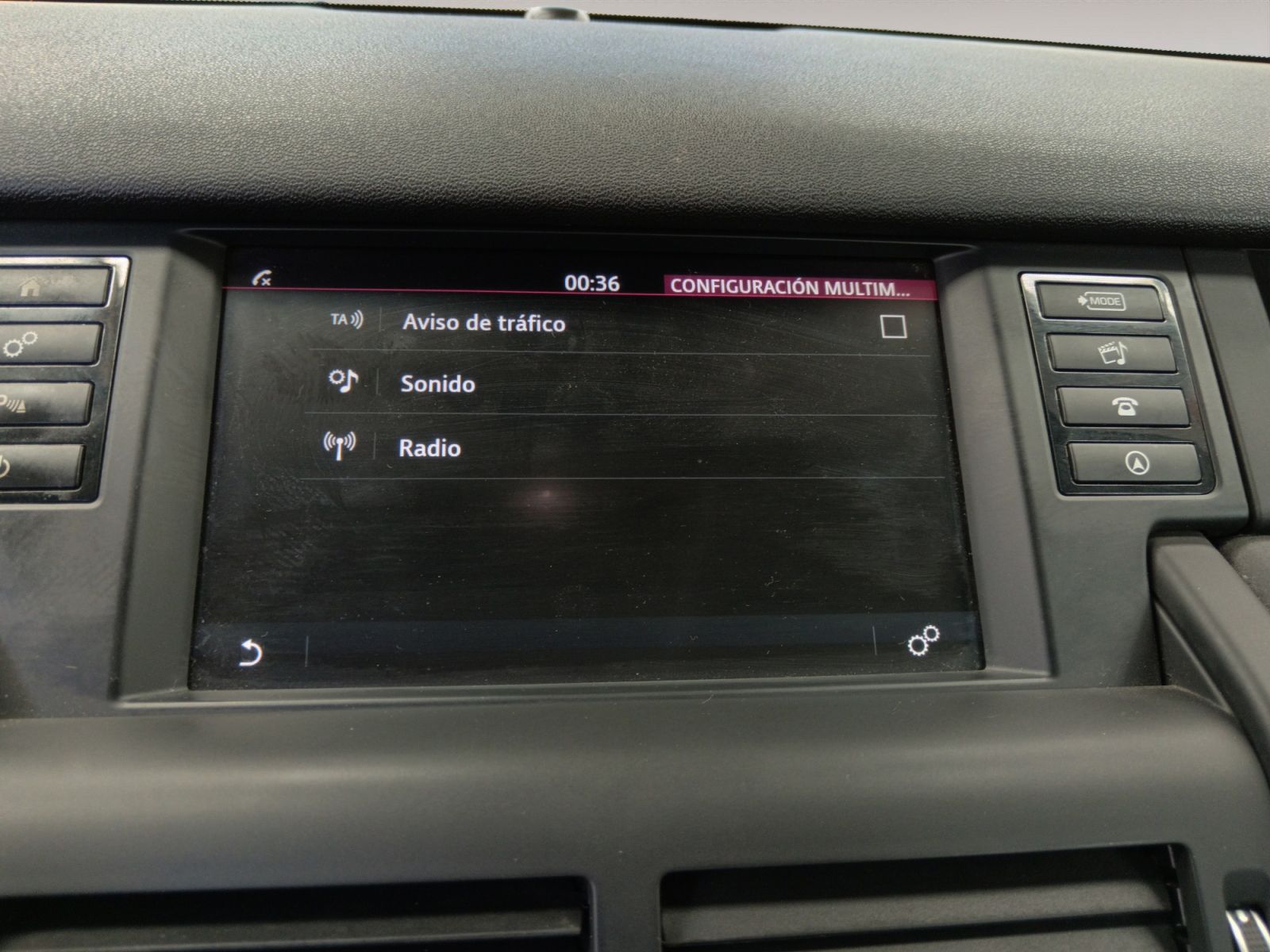 Land Rover Discovery Sport 2.0L TD4 Pure 4x4 - foto 20