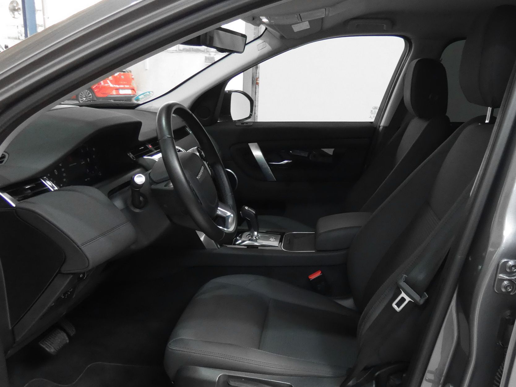 Land Rover Discovery Sport 2.0D PS MHEV Standard AWD - foto 12