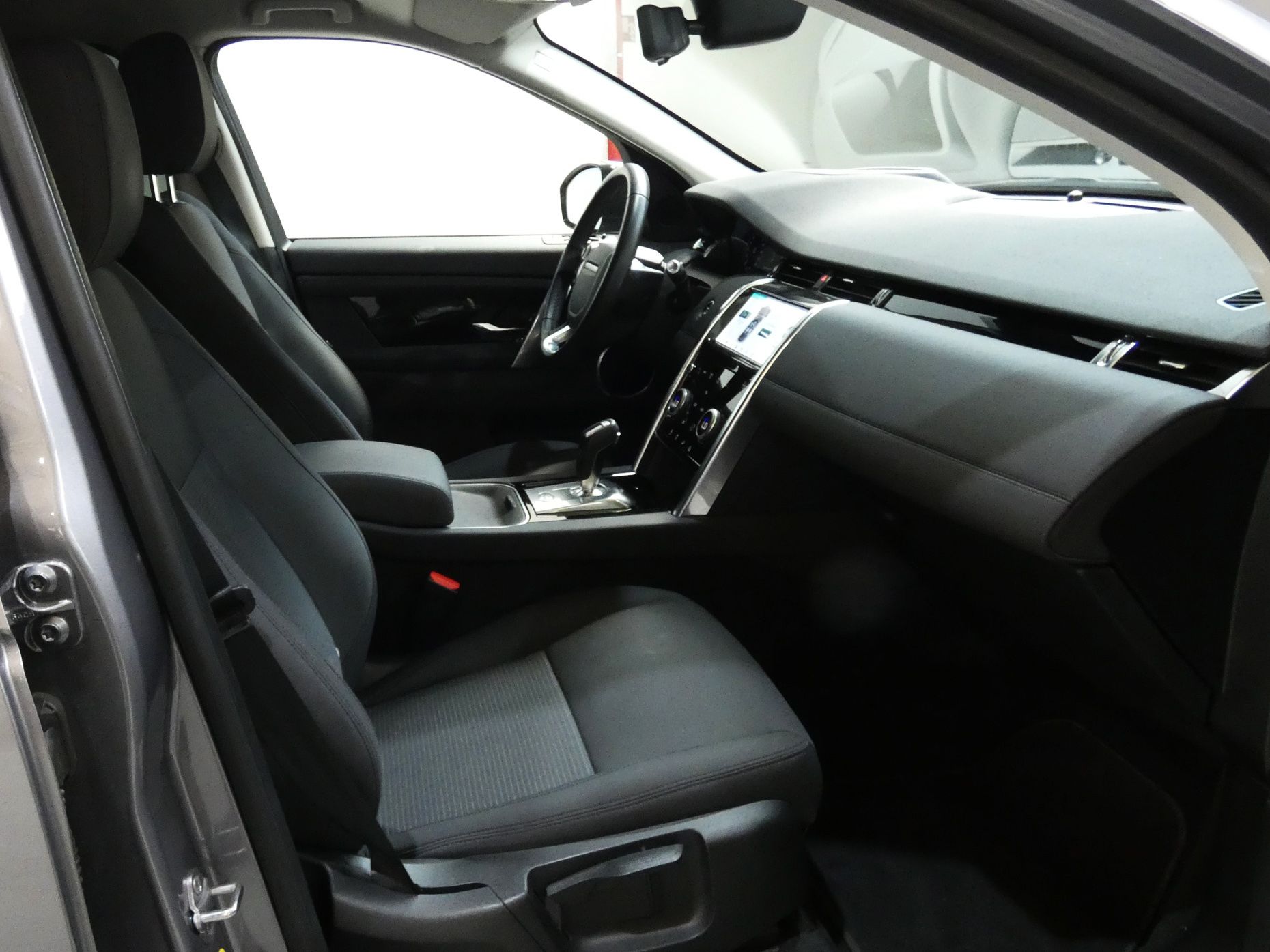 Land Rover Discovery Sport 2.0D PS MHEV Standard AWD - foto 14