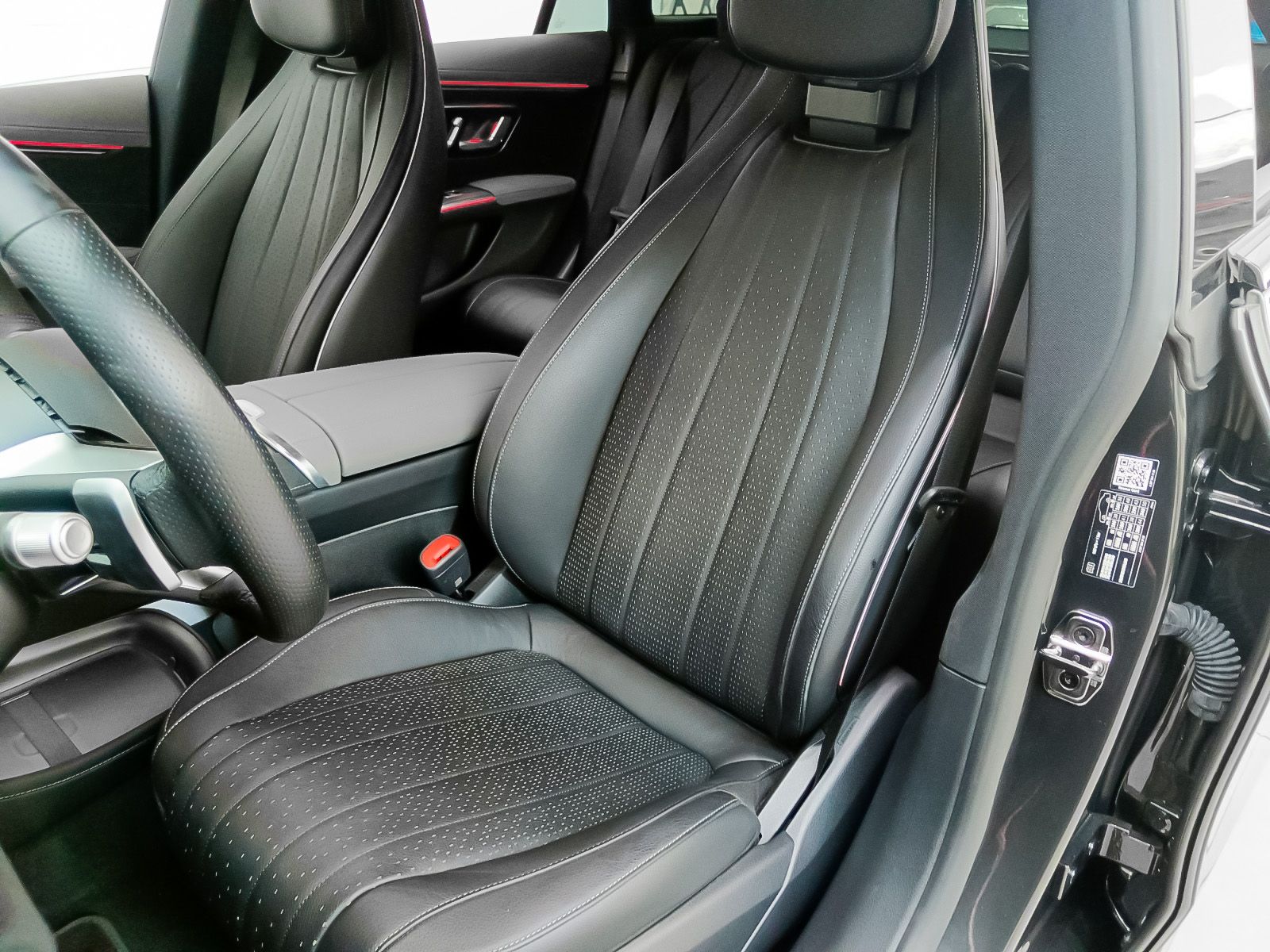 Mercedes-Benz EQS 580 4Matic - foto 25