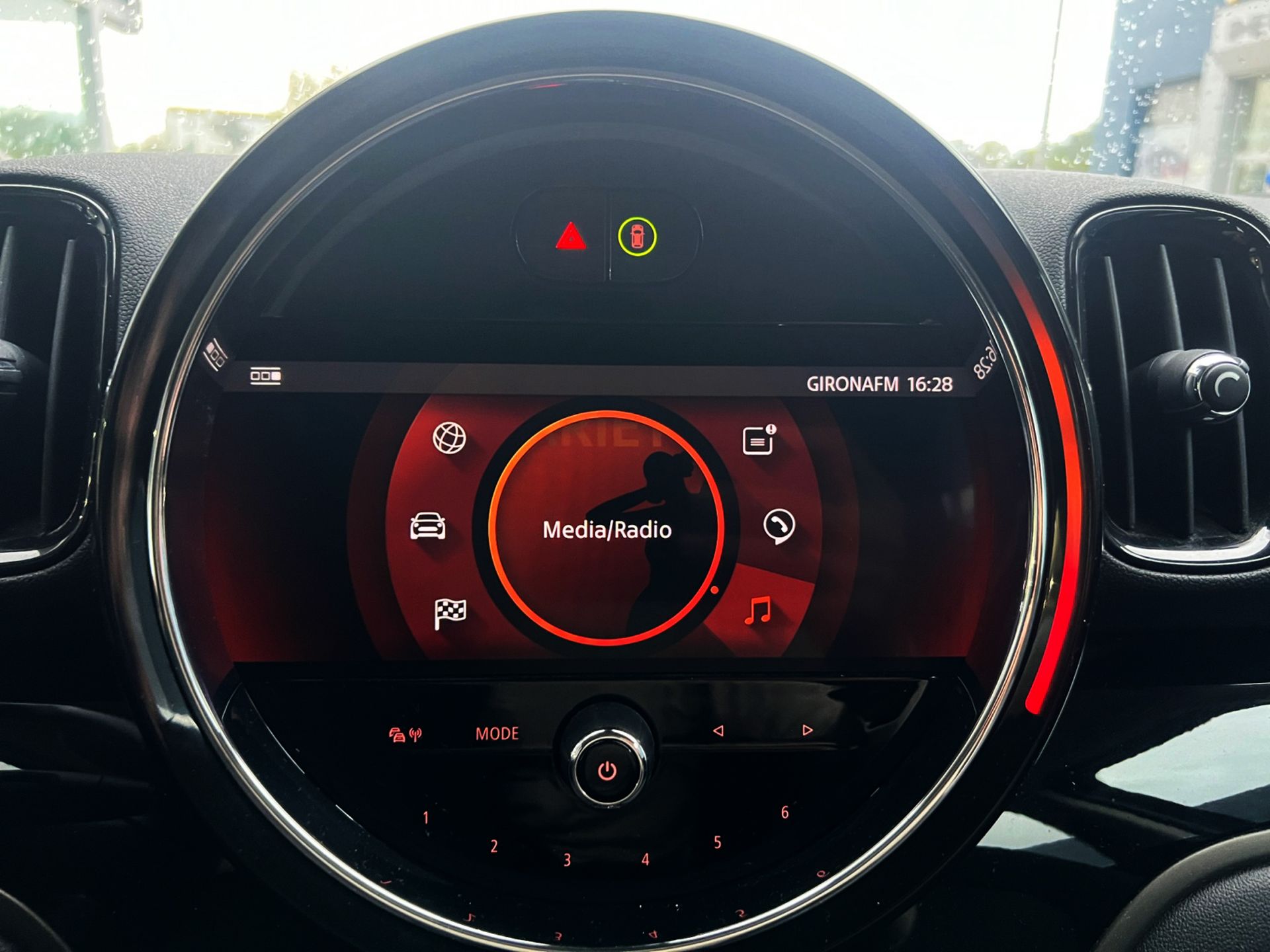 MINI Cooper S E ALL4 - foto 16
