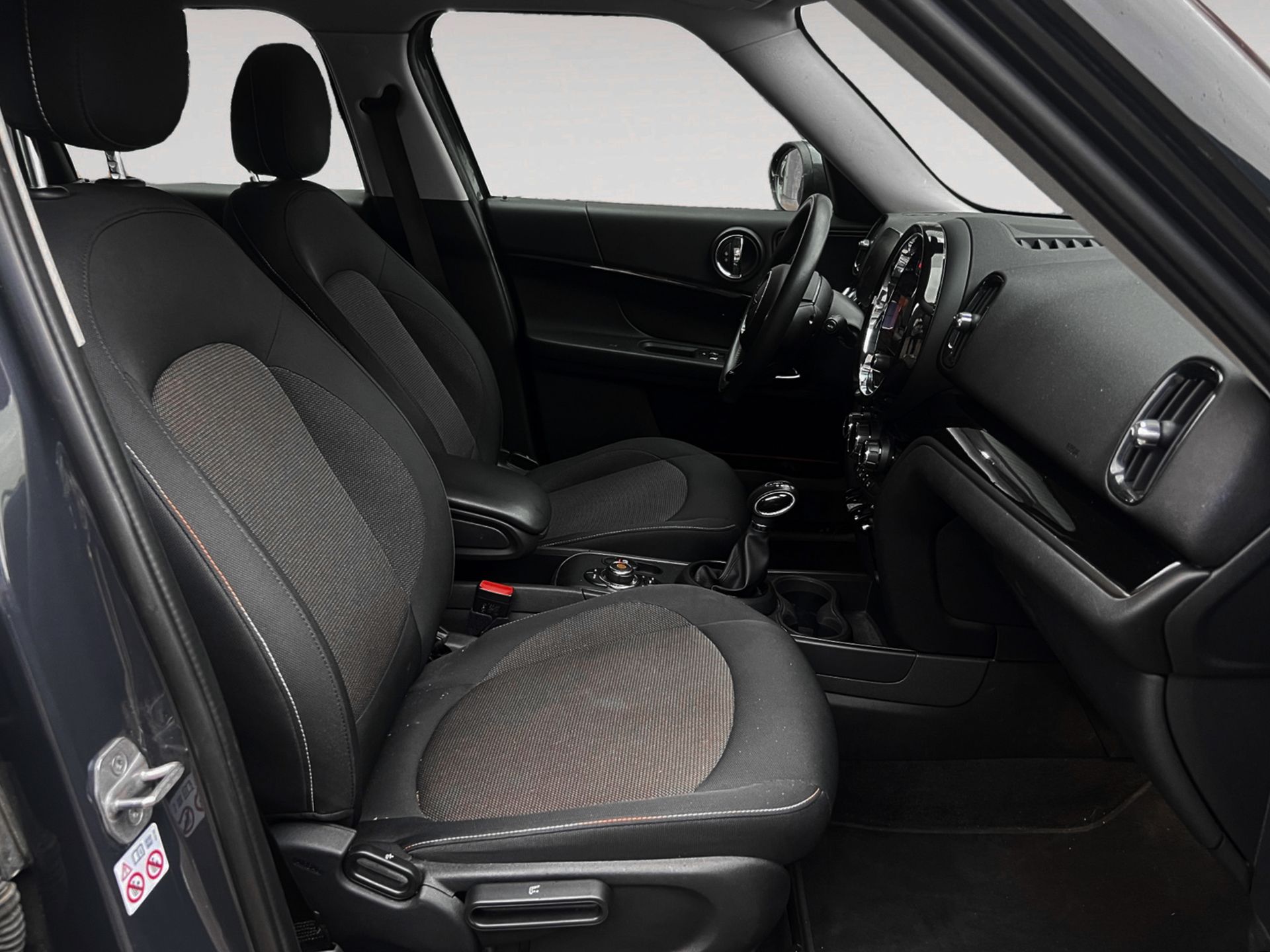 MINI Cooper S E ALL4 - foto 13