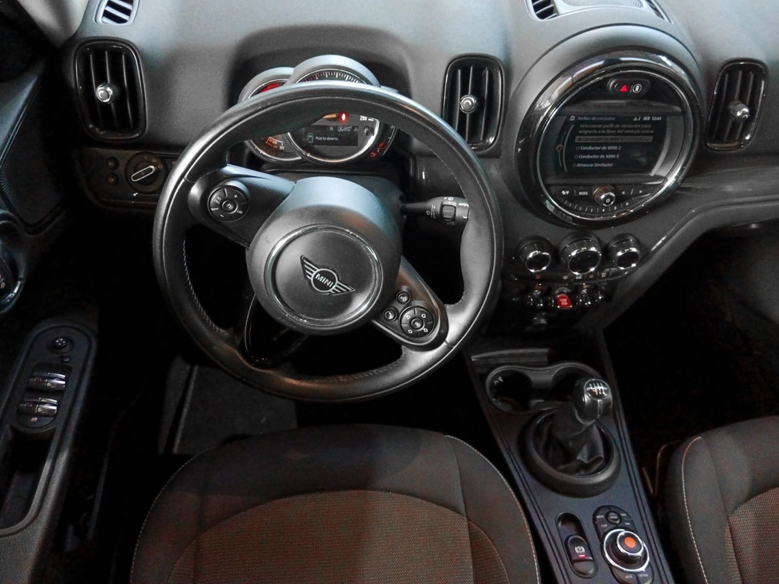 MINI Cooper One D - foto 9