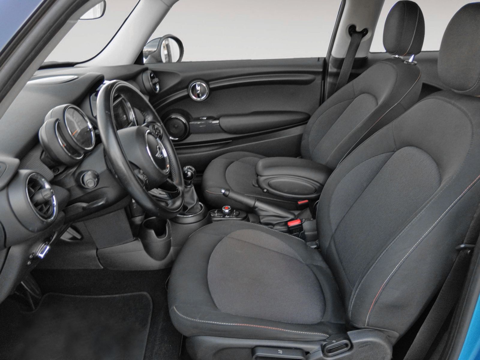 MINI Cooper One D - foto 11