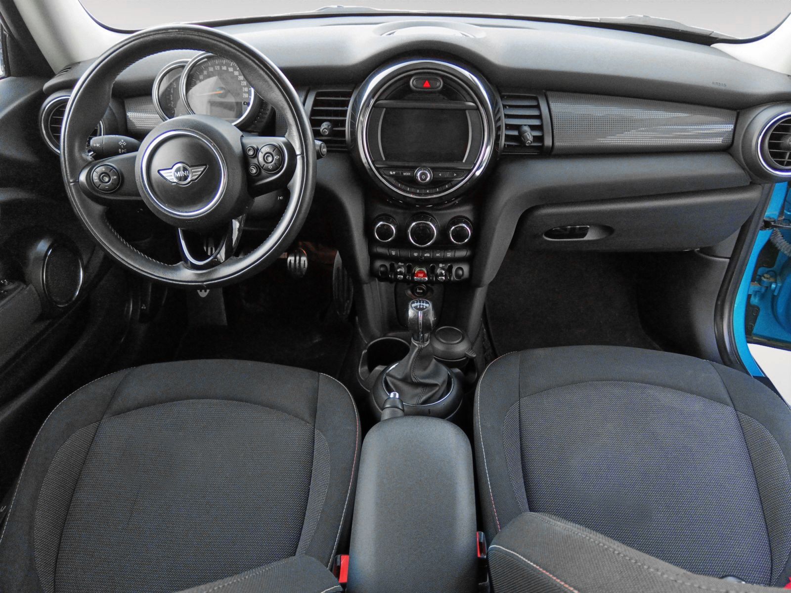 MINI Cooper One D - foto 9