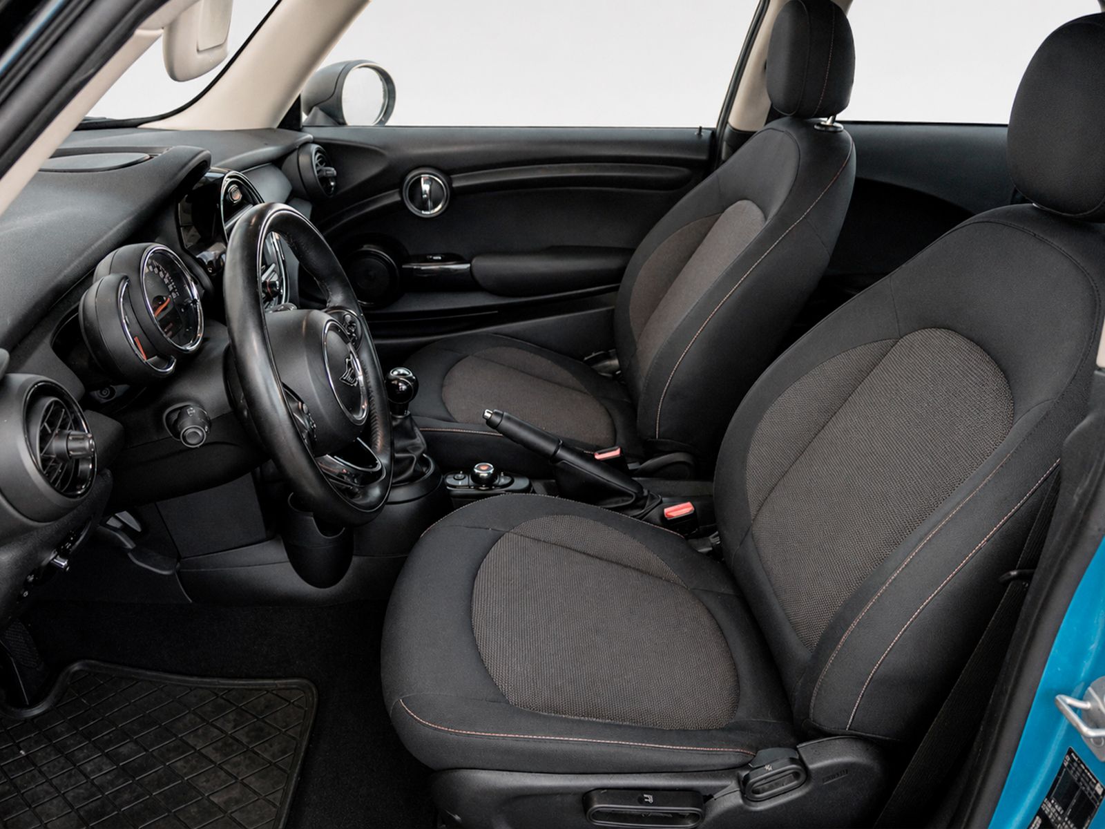 MINI Cooper One D - foto 9
