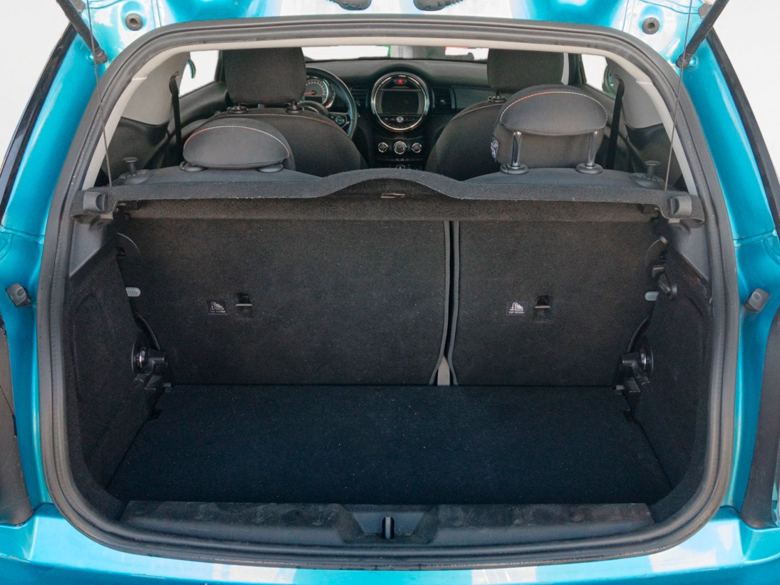 MINI Cooper One D - foto 12