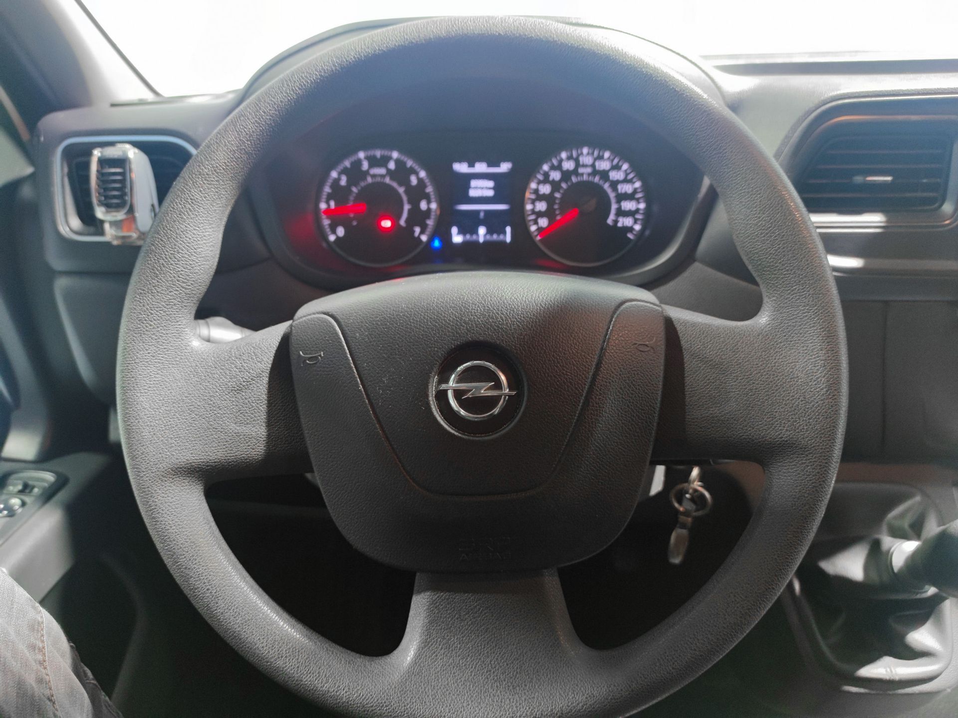 Opel Movano Furgon 2.3 CDTI L2 H2 F 3.5t - foto 9