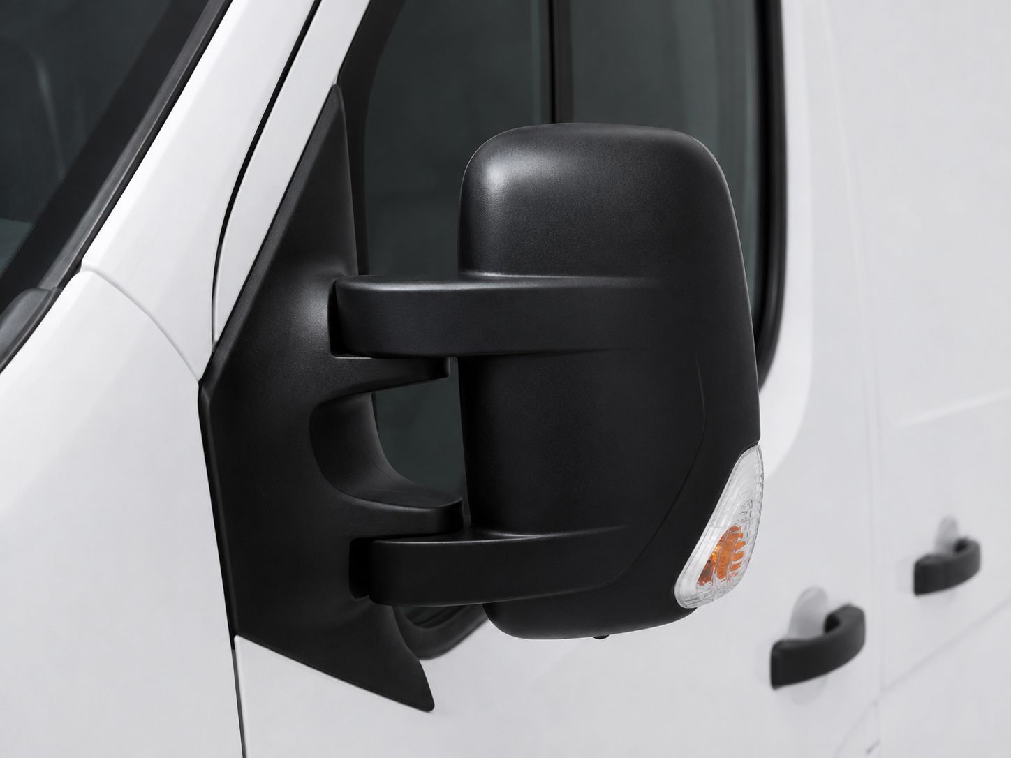 Opel Movano Furgon 2.3 CDTI L2 H2 F 3.5t - foto 17