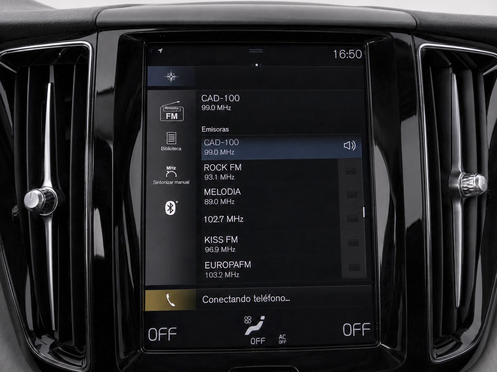 Volvo XC60 D4 Momentum - foto 19