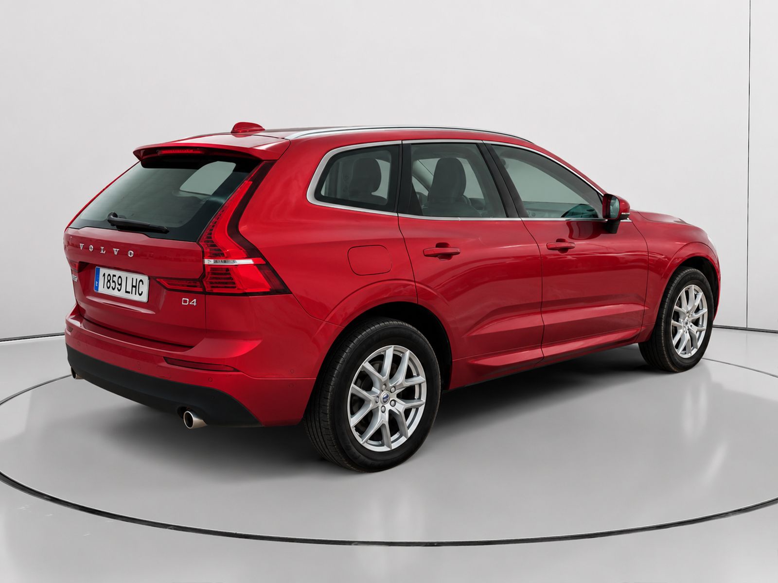 Volvo XC60 D4 Momentum - foto 3