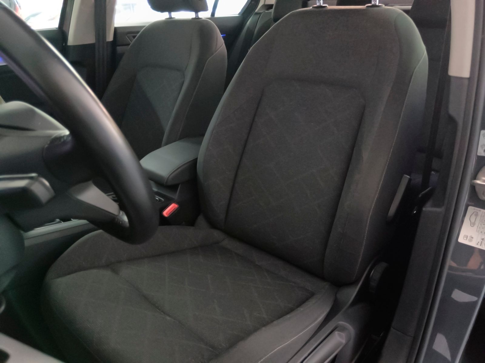 Volkswagen Golf Life 1.0 TSI - foto 22