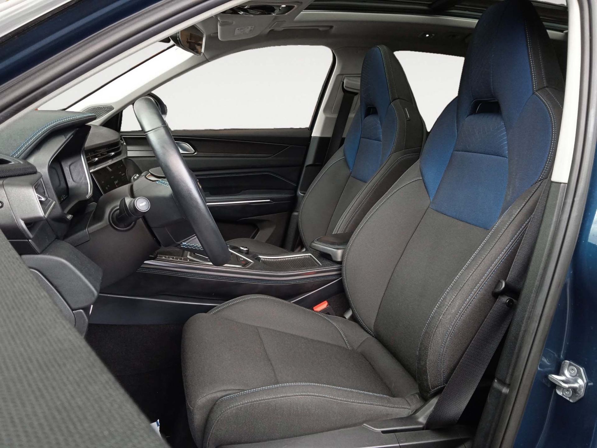 Lynk & Co 01 1.5 PHEV - foto 10