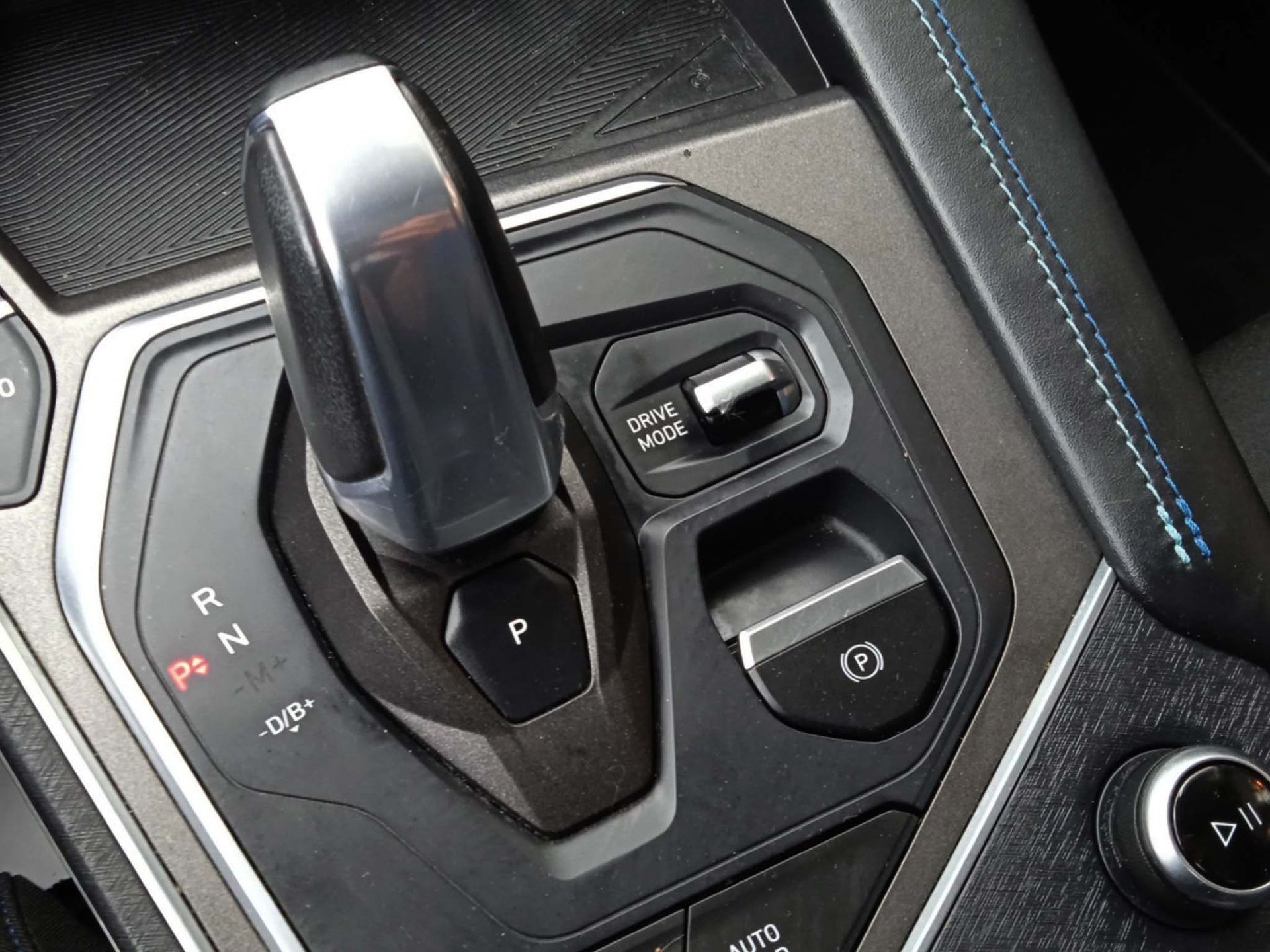 Lynk & Co 01 1.5 PHEV - foto 15