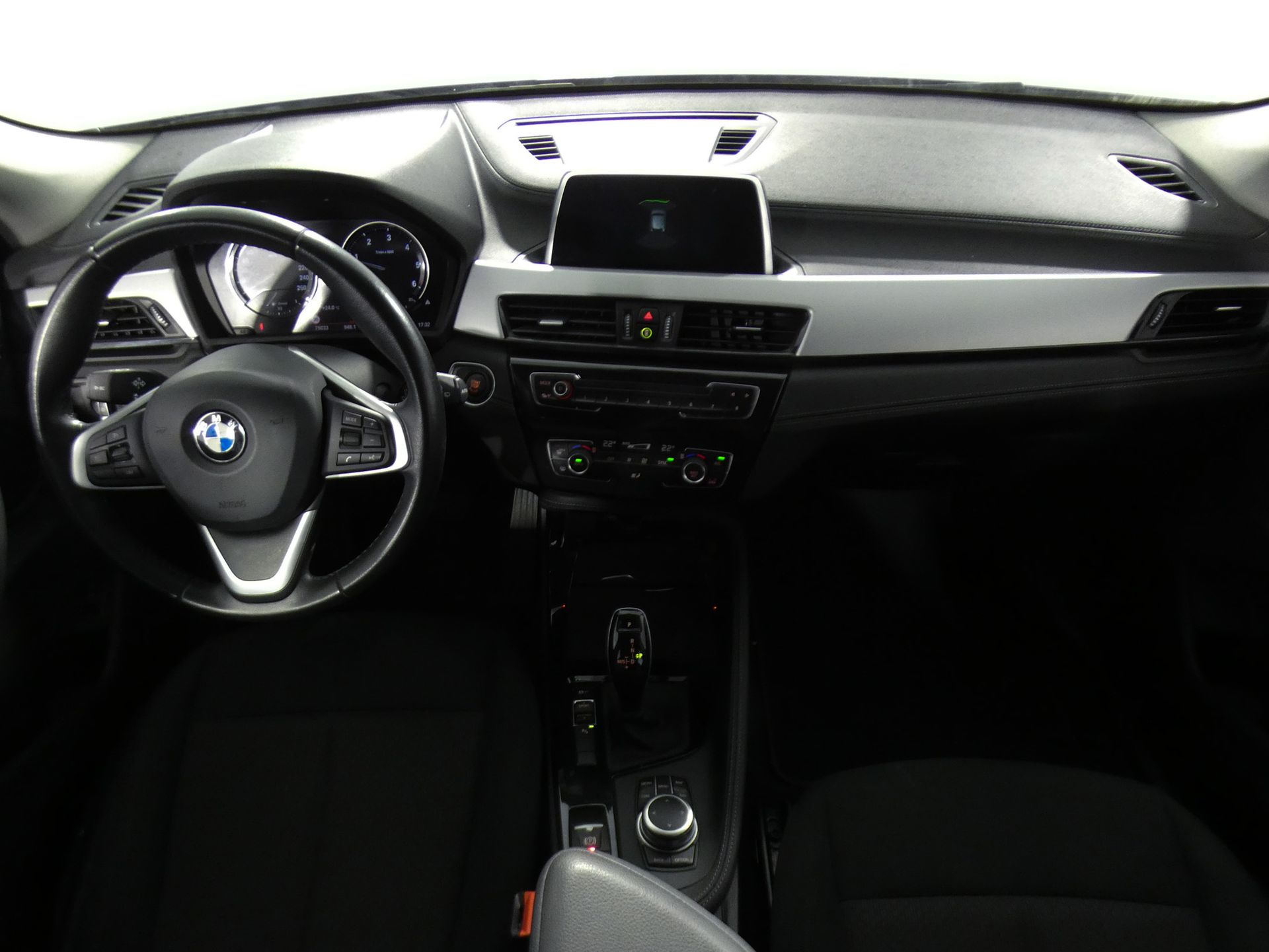 BMW X2 sDrive18d - foto 9