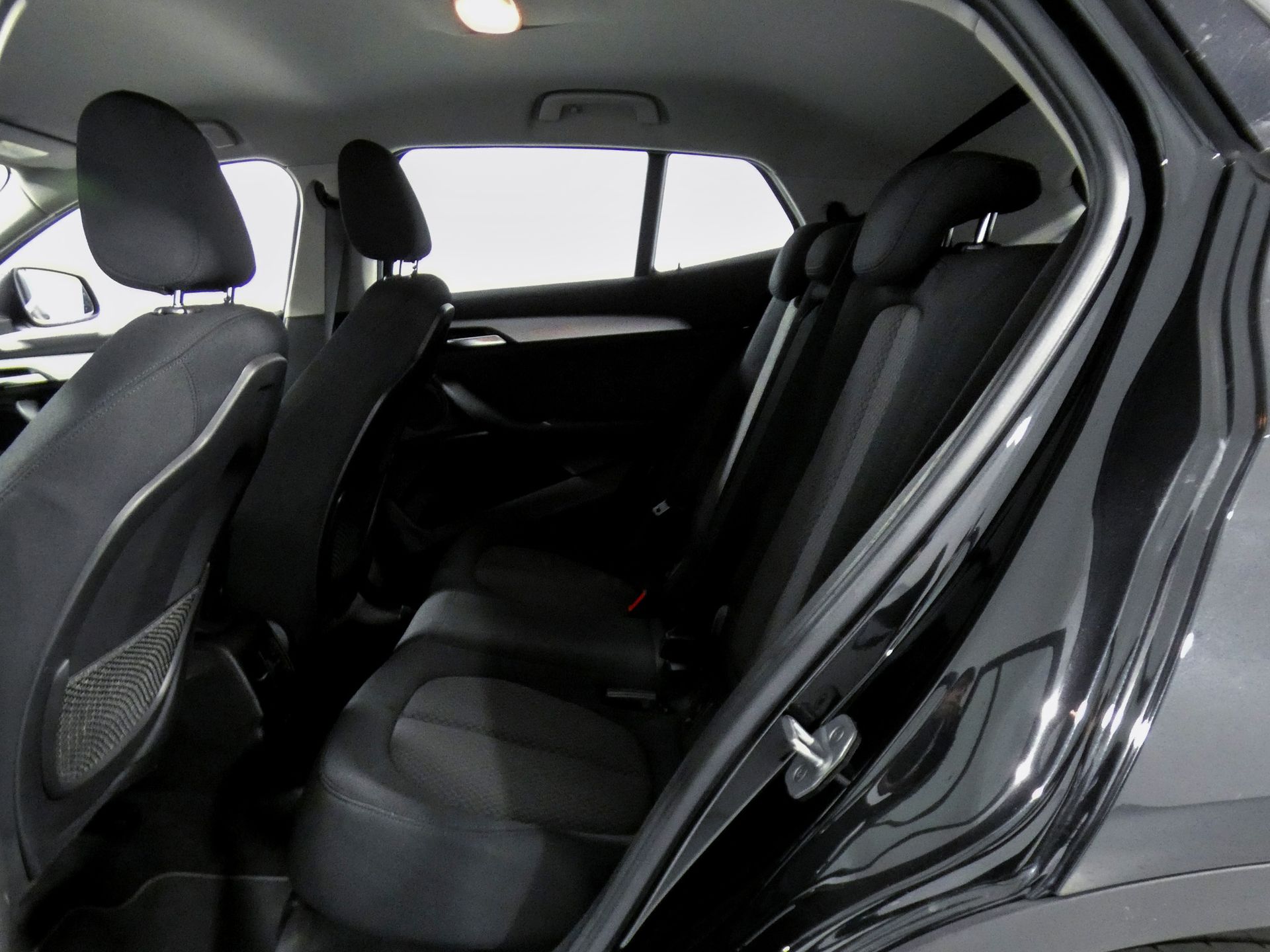 BMW X2 sDrive18d - foto 12