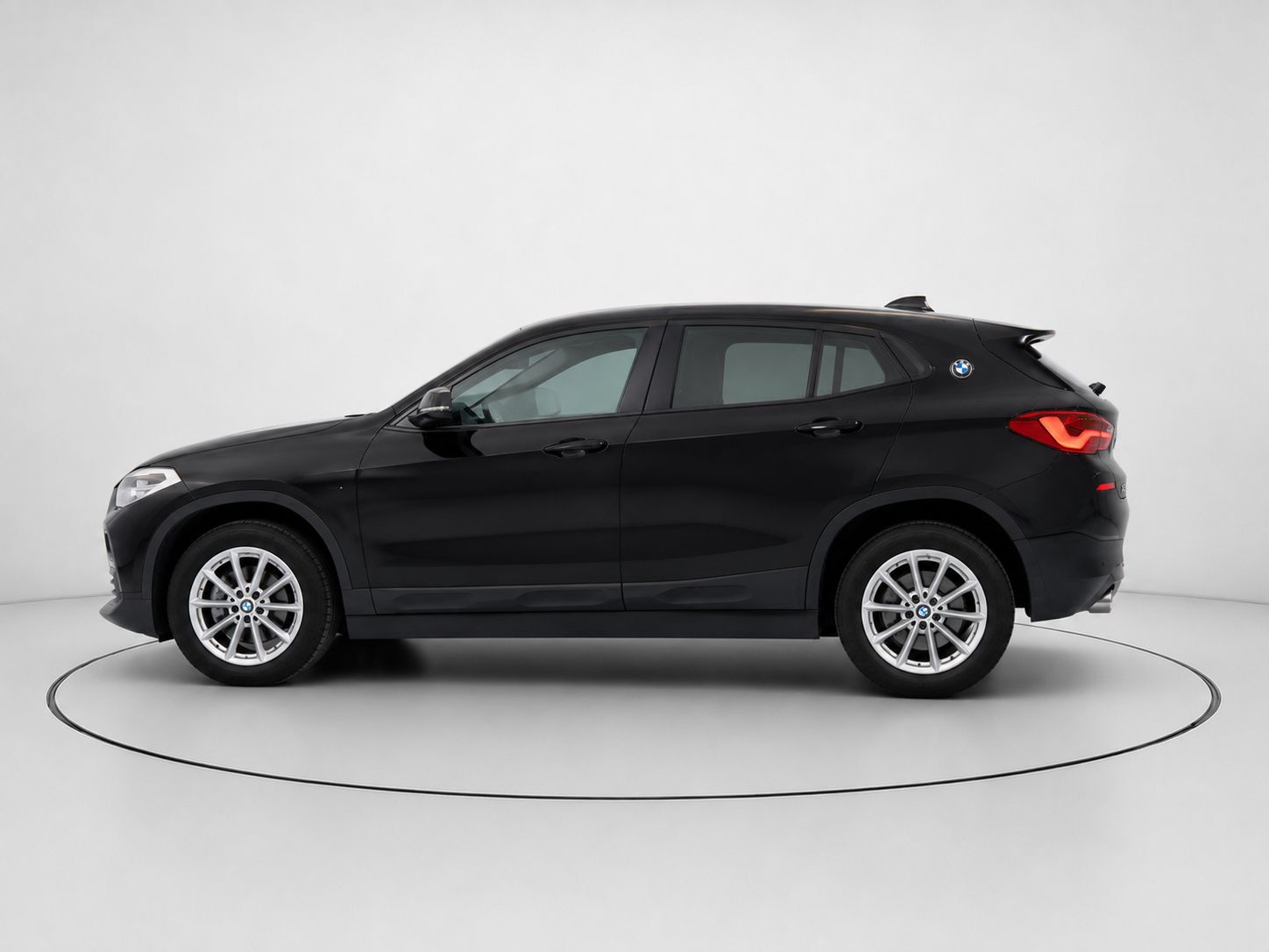 BMW X2 sDrive18d - foto 7