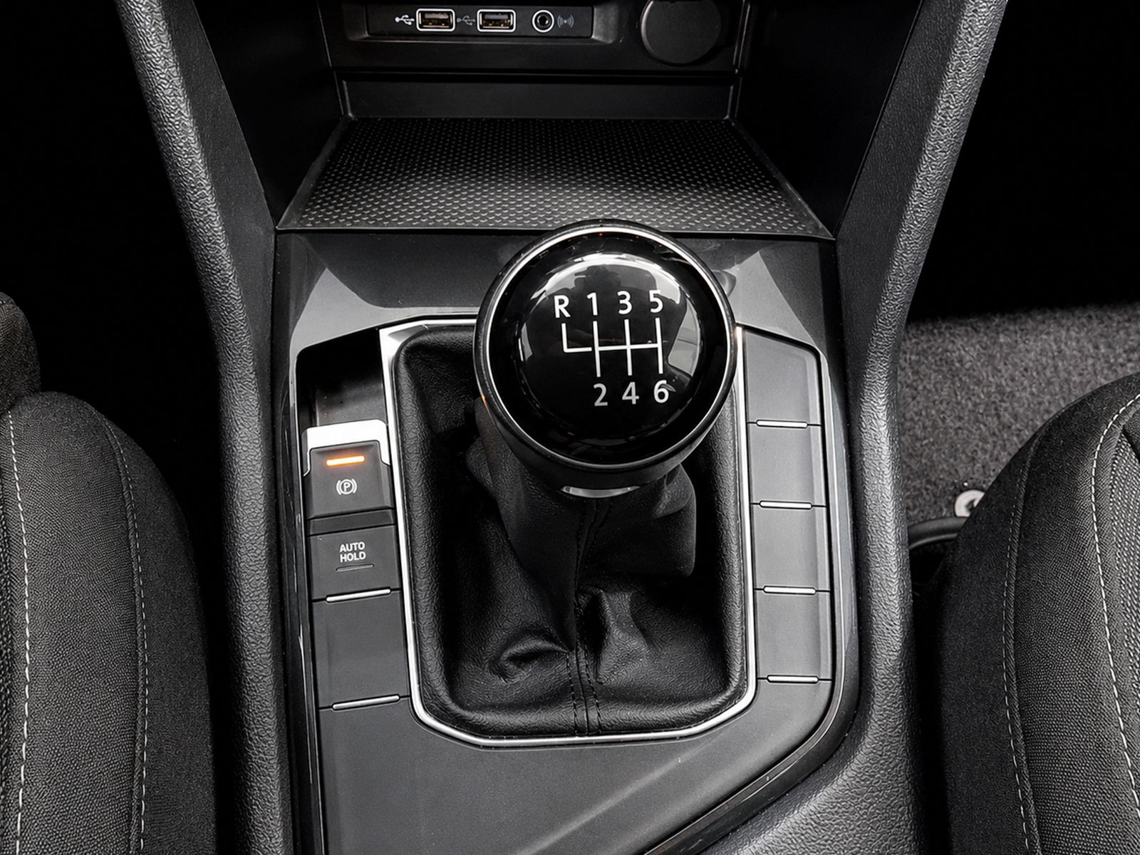 Volkswagen Tiguan Advance 1.5 TSI - foto 13