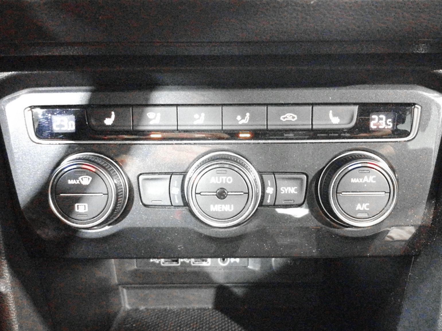 Volkswagen Tiguan Advance 1.5 TSI - foto 20