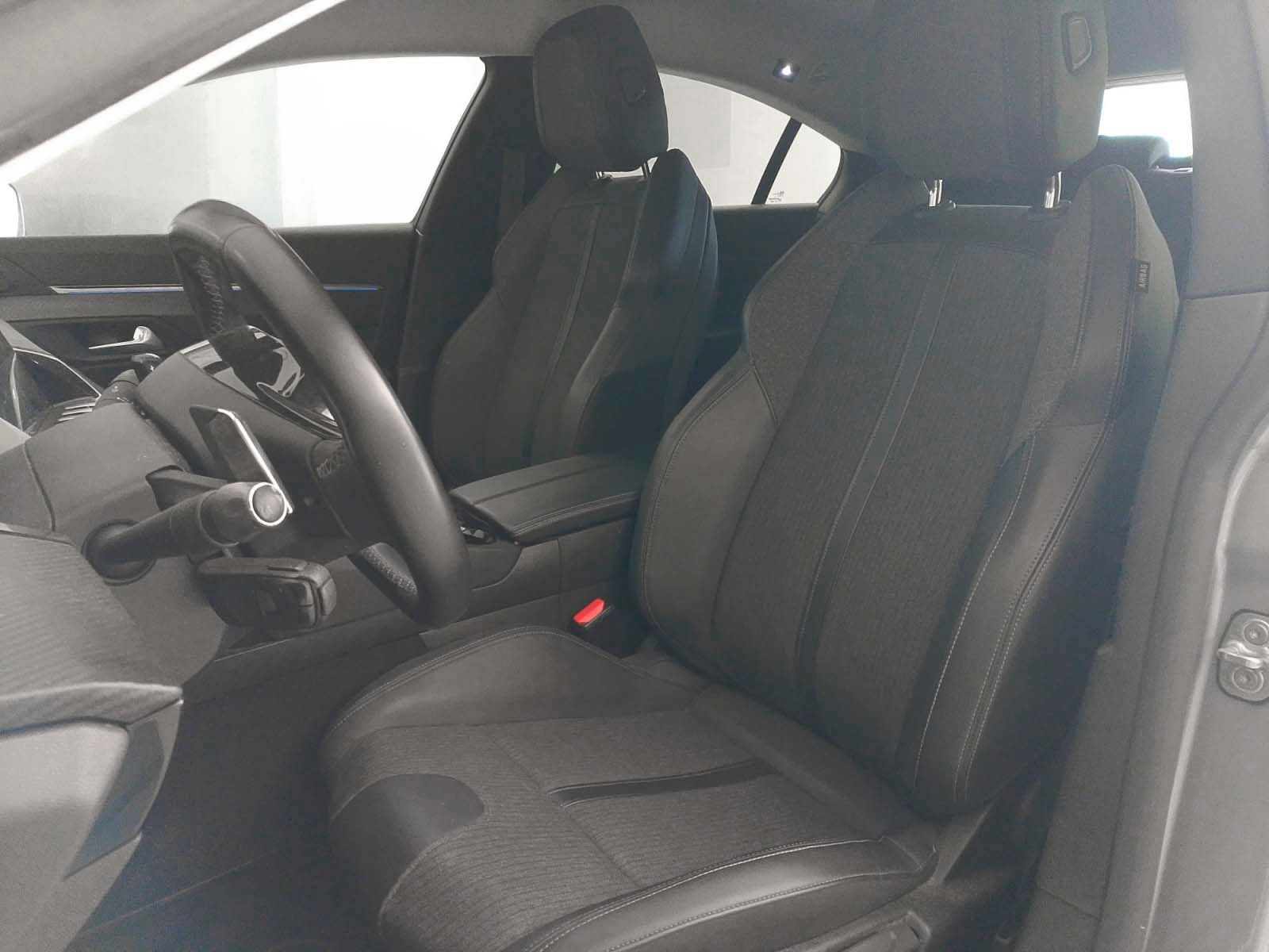 Peugeot 508 BlueHDi 130 Allure Pack EAT8 - foto 23