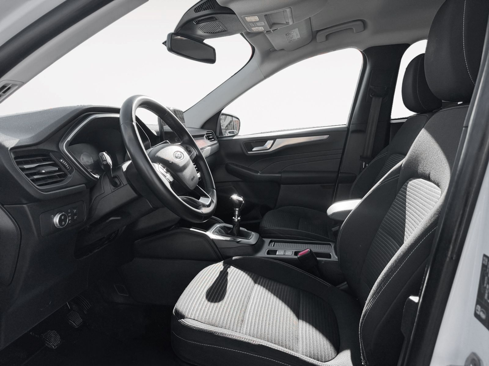 Ford Kuga 1.5 EcoBlue Titanium - foto 8