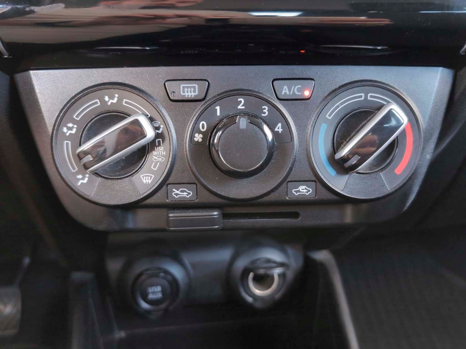 Suzuki Swift 1.2 GLE Mild Hybrid - foto 21