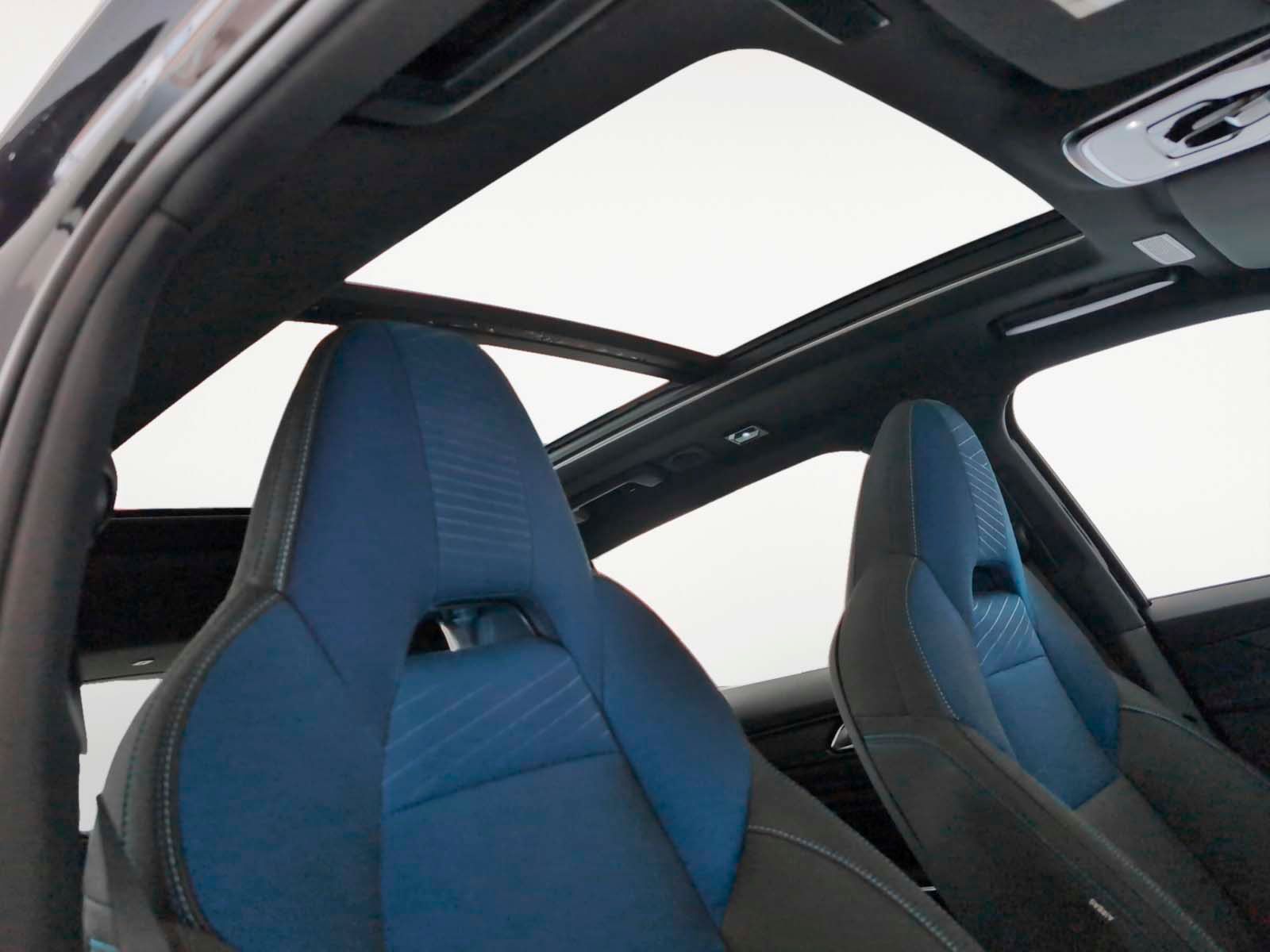 Lynk & Co 01 1.5 PHEV 6. - foto 13