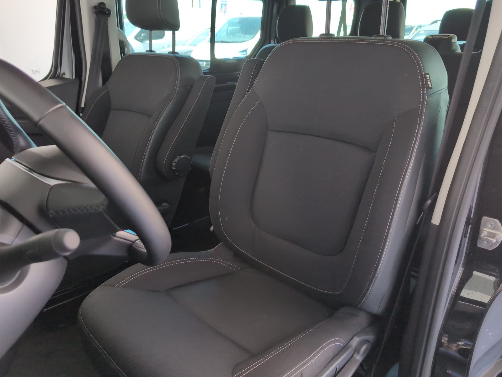 Nissan Primastar 2.0 dCi Acenta L1H1 1T - foto 23